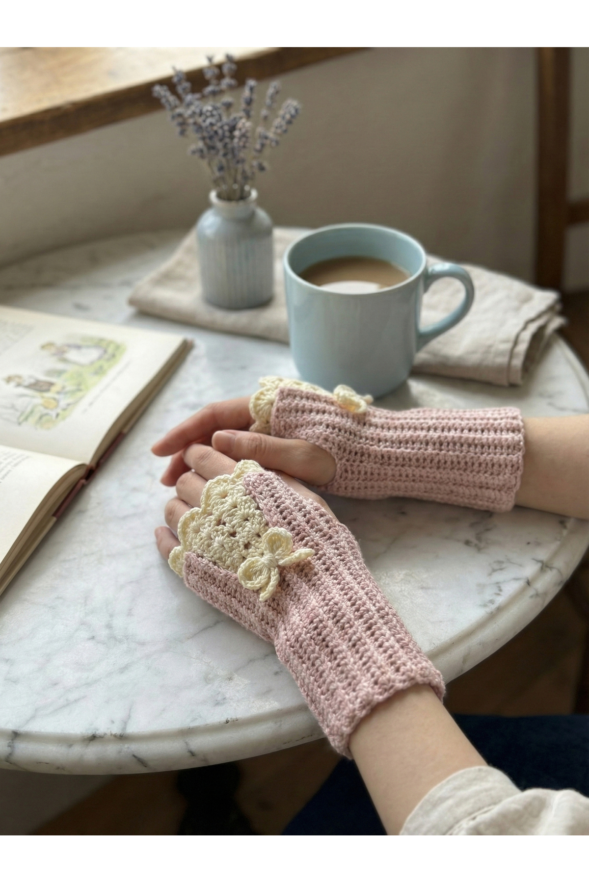 Moliocraft Kadın Gül Kurusu El Örgüsü Dantelli Bileklik Eldiven - Parmaksız Fiyonklu Kışlık görsel 2