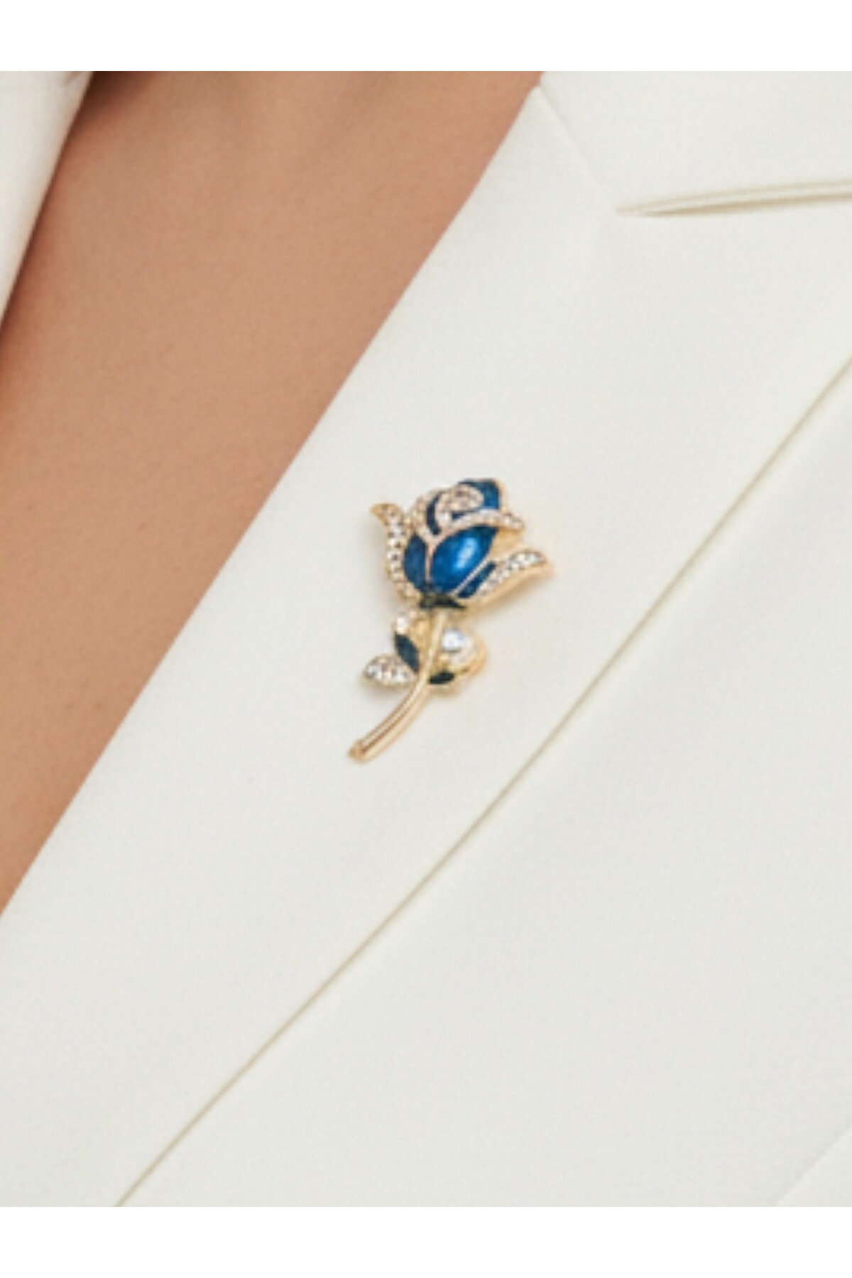 Pearl and Stone Detailed Handcrafted Navy Blue Rose Brooch