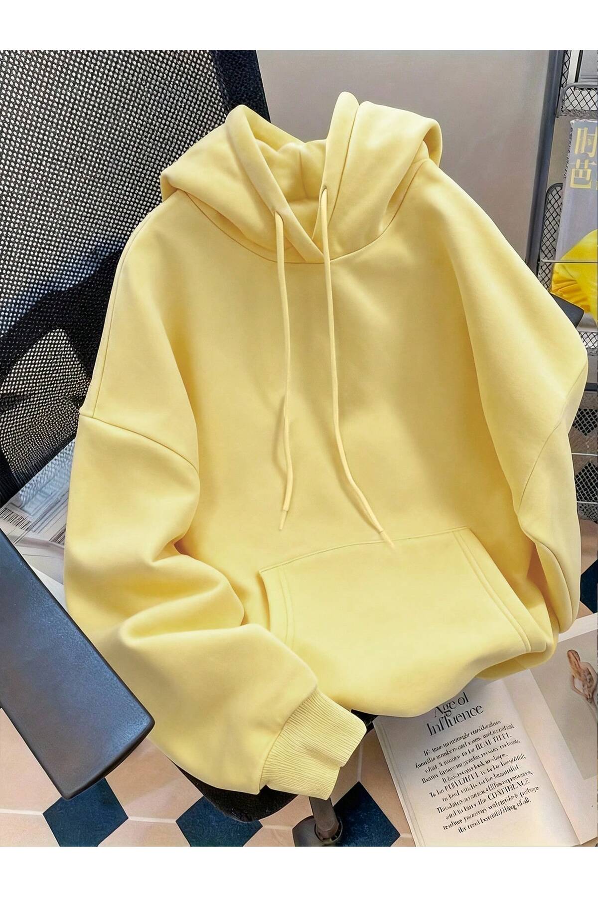 MONFİ Kadın Kanguru Cepli Kapüşonlu Sweatshirt
