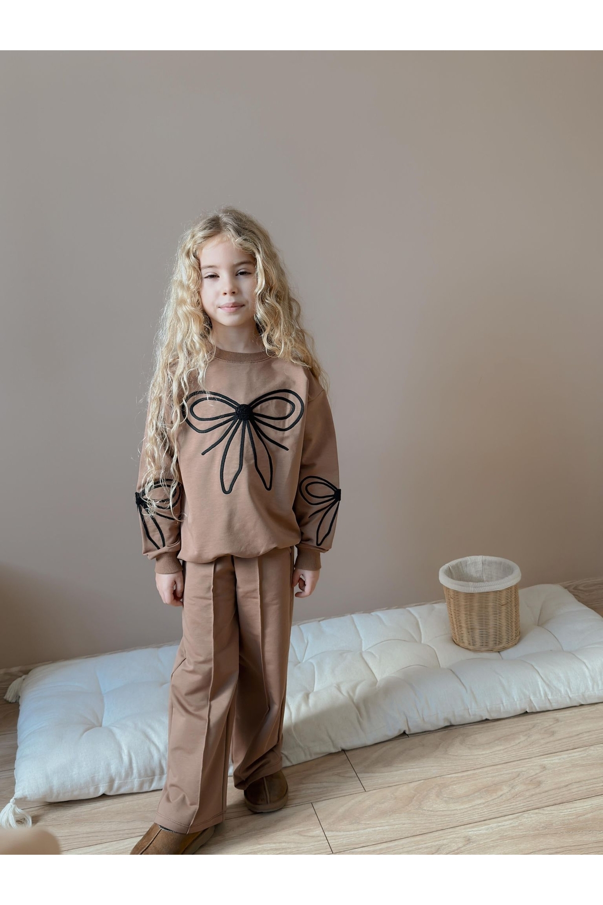 CARLA MARA Kız Çocuk Fiyonk Detaylı Kahve Alt Üst Takım fotoğrafı 2 (önizleme)