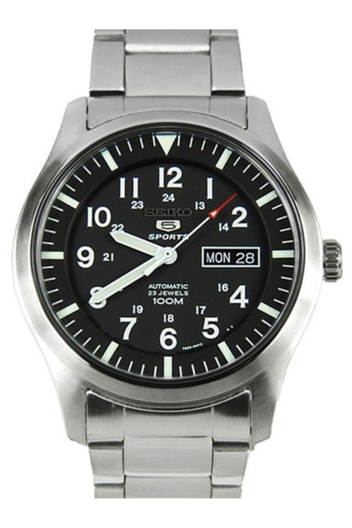 ساعت اتوماتیک نظامی با صفحه مشکی و قاب ۴۲ میلی‌متری و بند استیل ضدزنگ