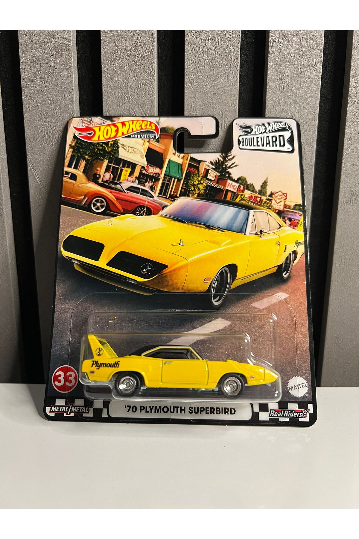 HOT WHEELS Premium 70 Plymouth Superbırd Model Araba (Sarı) - Fiyatı
