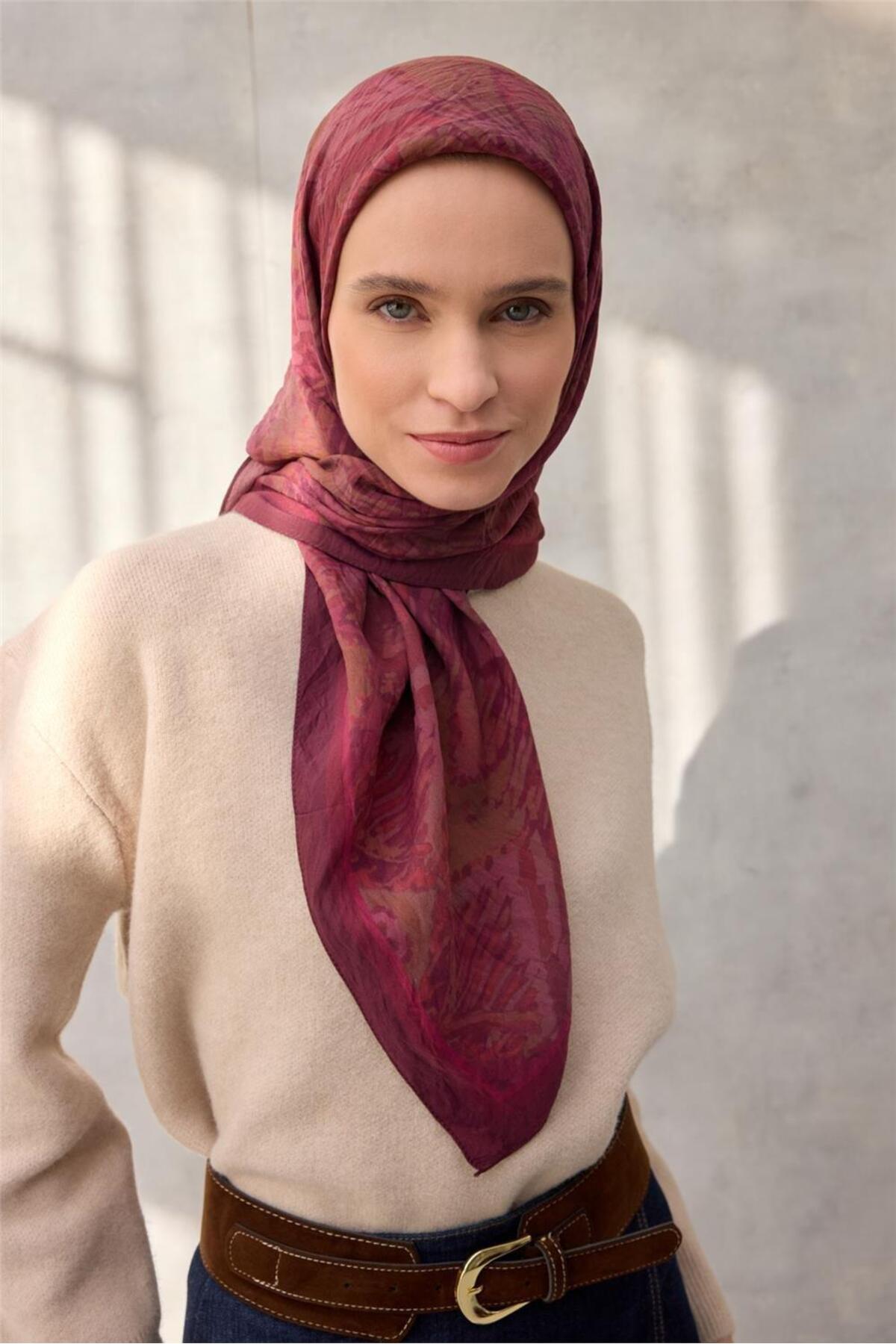 Viscose Velora Scarf All Season Mixed Pattern Cherry 90x90