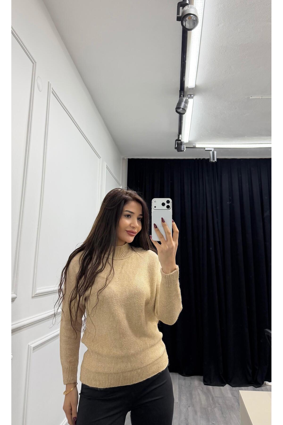 Daves  Kahve Dik Yaka Loose Fit Triko Kazak - Görsel 2