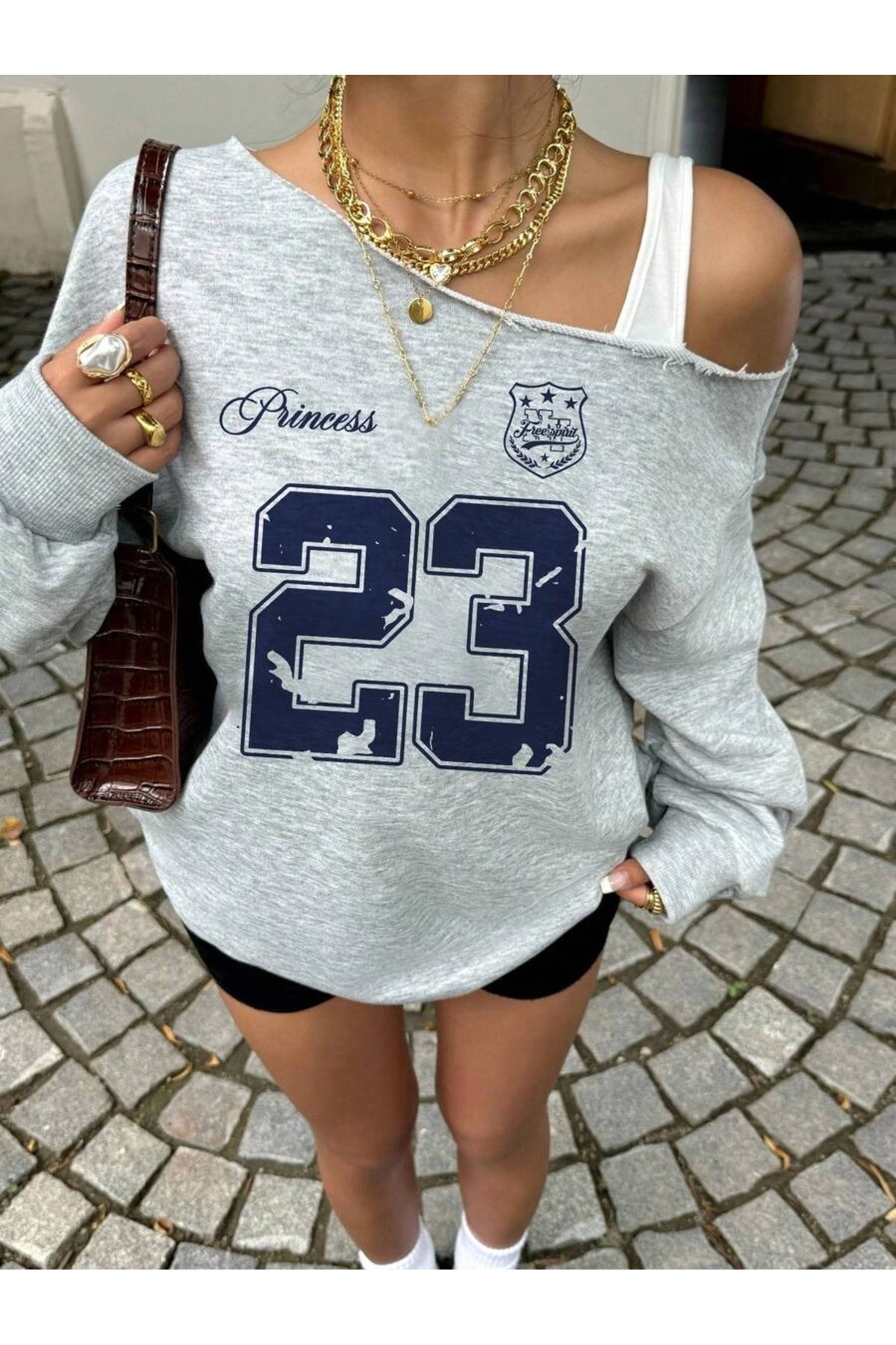 OVER HEAD  Kadın Princess 23 Baskılı Kayık Yaka Oversize Sweatshirt