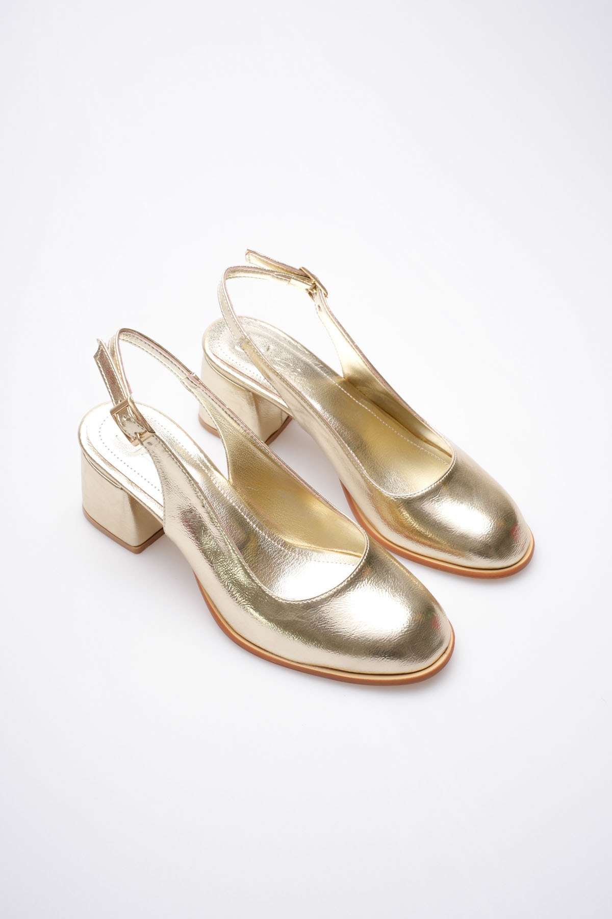 OLEDİMARE  Günlük Kullanım Arkası Açık Toka Detaylı Kadın Klasik Topuklu ALTIN Rengi Ayakkabı - Görsel 4