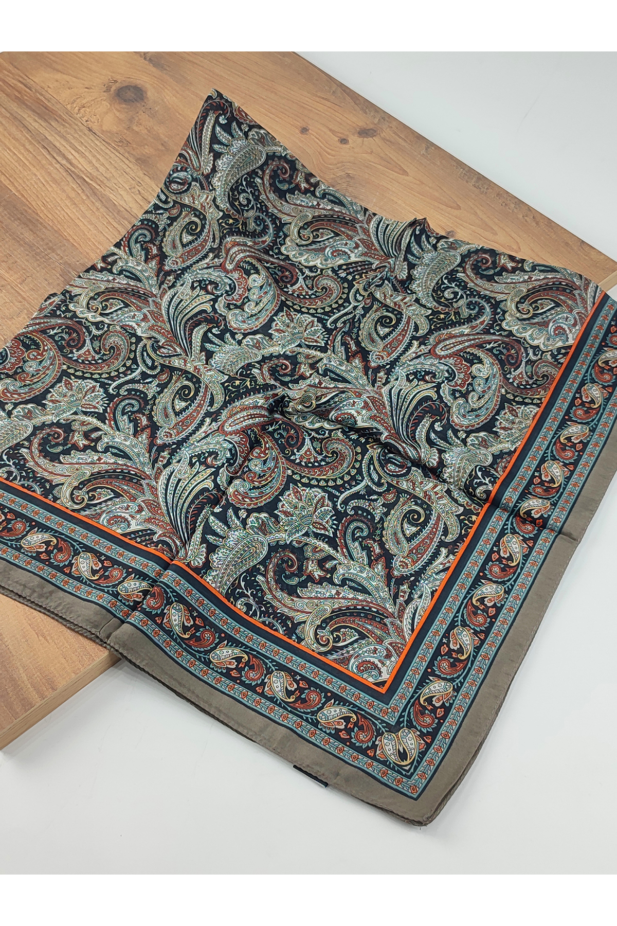 Etnik Desenli Dijital Elegance Pamuklu Eşarp Yazma SNM1054-05