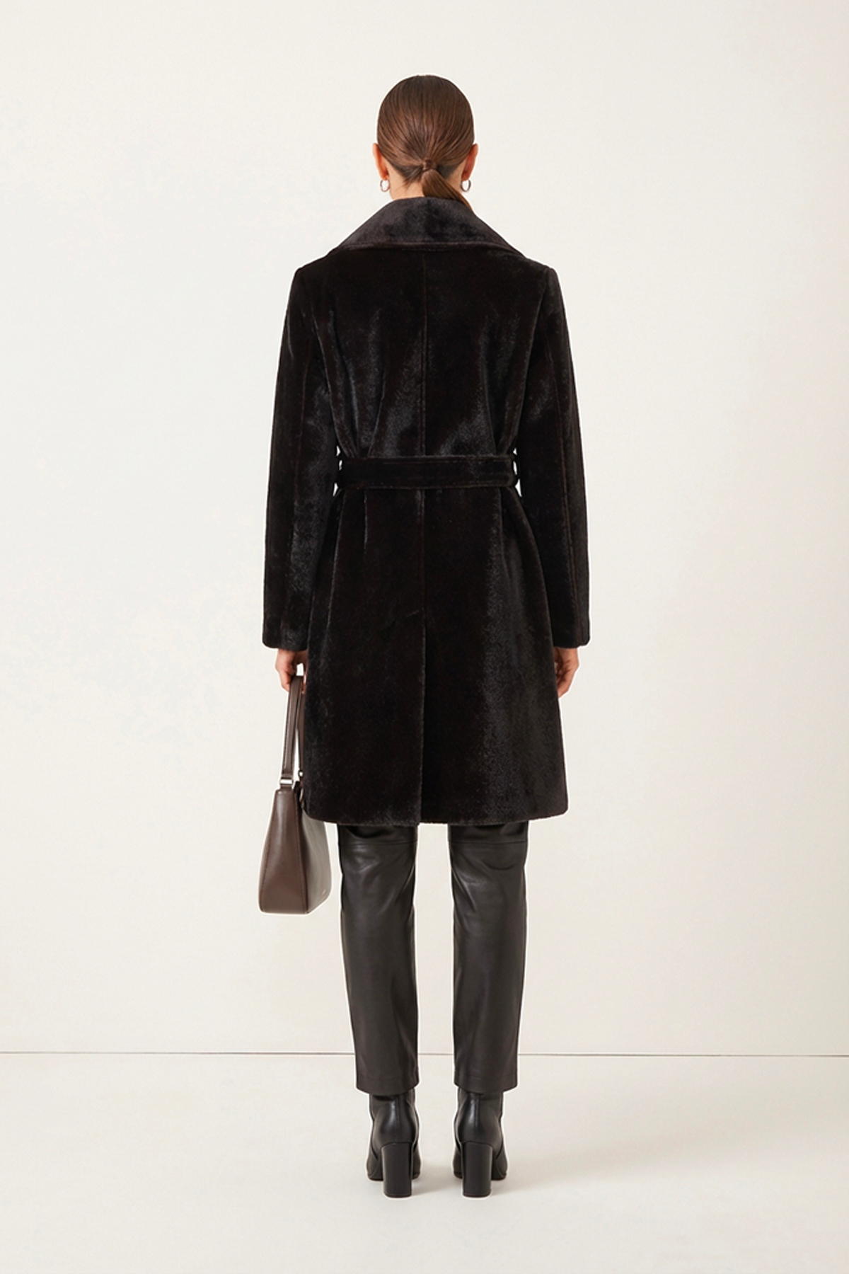 Soydan Güner  Kadın Tay Tüyü Kısa Kruvaze Kaban Kahverengi 1481 - Görsel 7