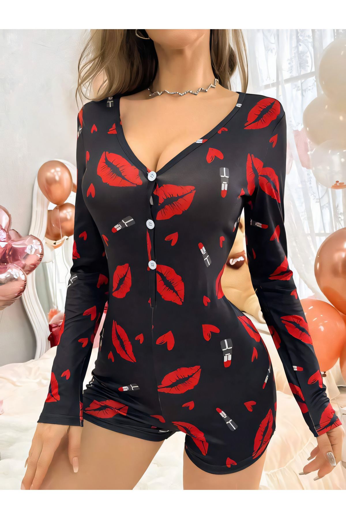 Best Dream Kadın Siyah Öpücük ve Kalp Desenli Şortlu Gecelik Pamuklu Düğmeli Uzun Kollu Pijama Tulum