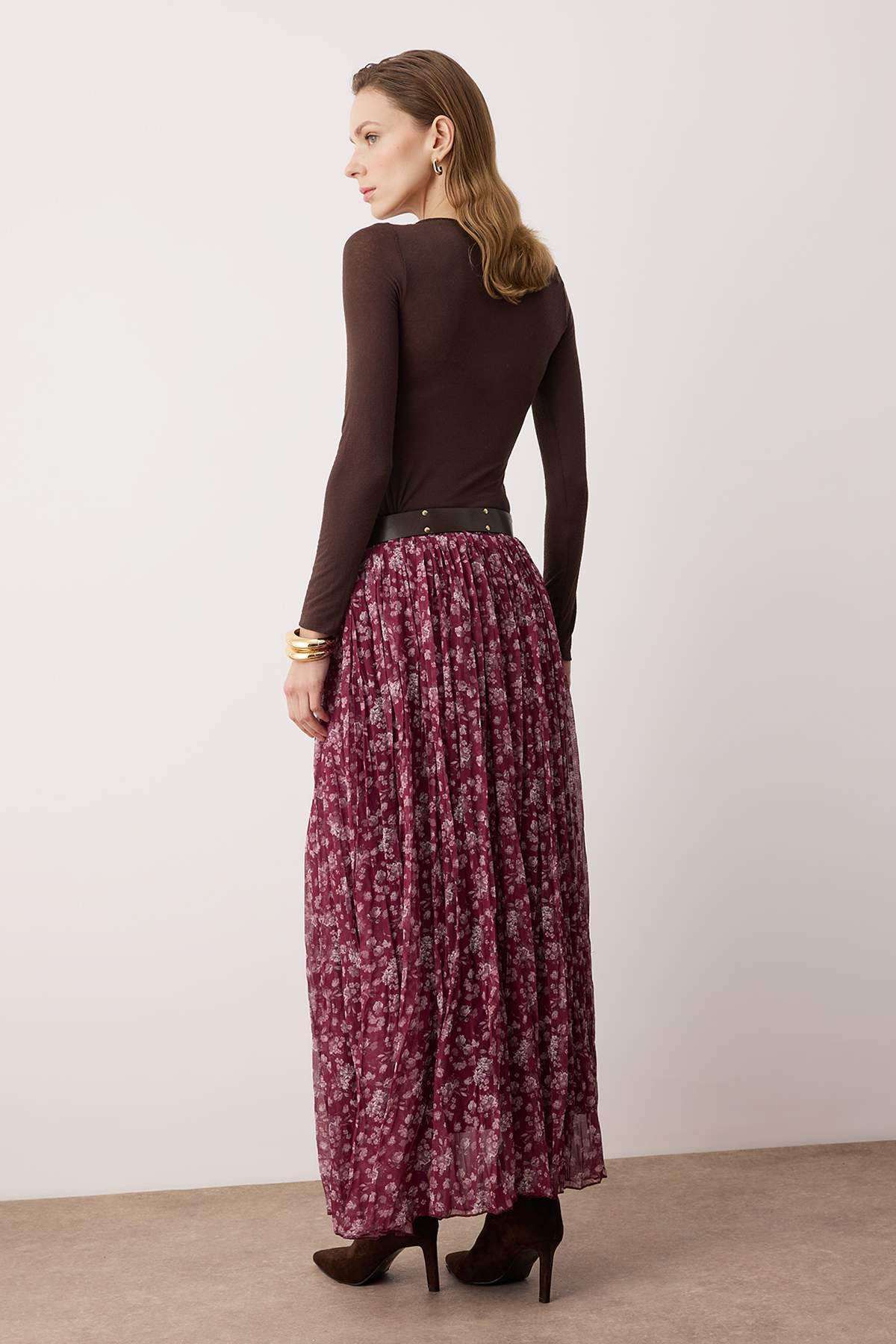 Trendyolmilla  Pembe Kemerli Çiçekli Şifon Kırışık Dokuma Uzun Etek TWOAW26ET00171 - Görsel 4