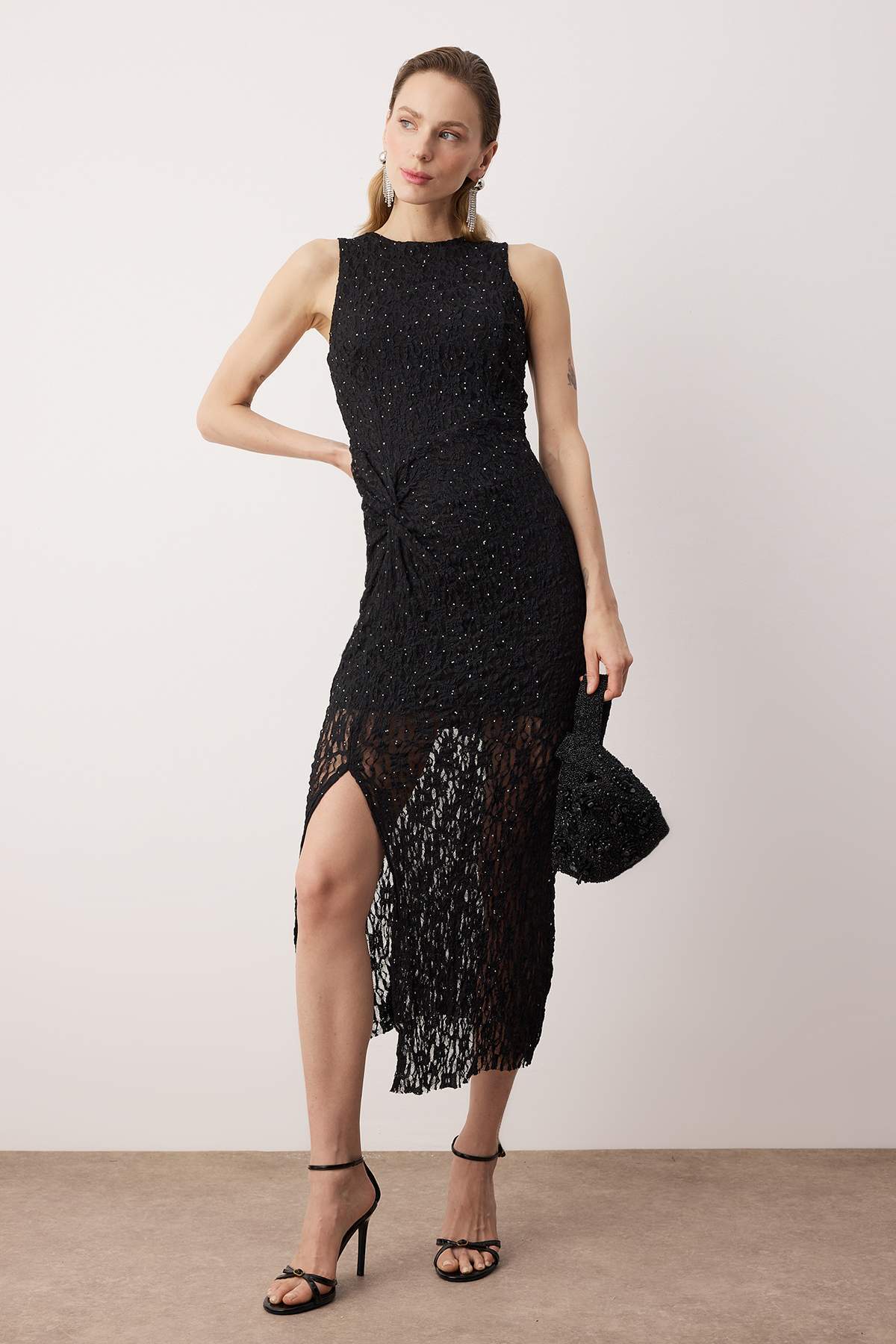 Trendyolmilla  Siyah Taş Baskılı Tül Maxi Astarlı Party Elbise TPRAW26EL00133 - Görsel 3