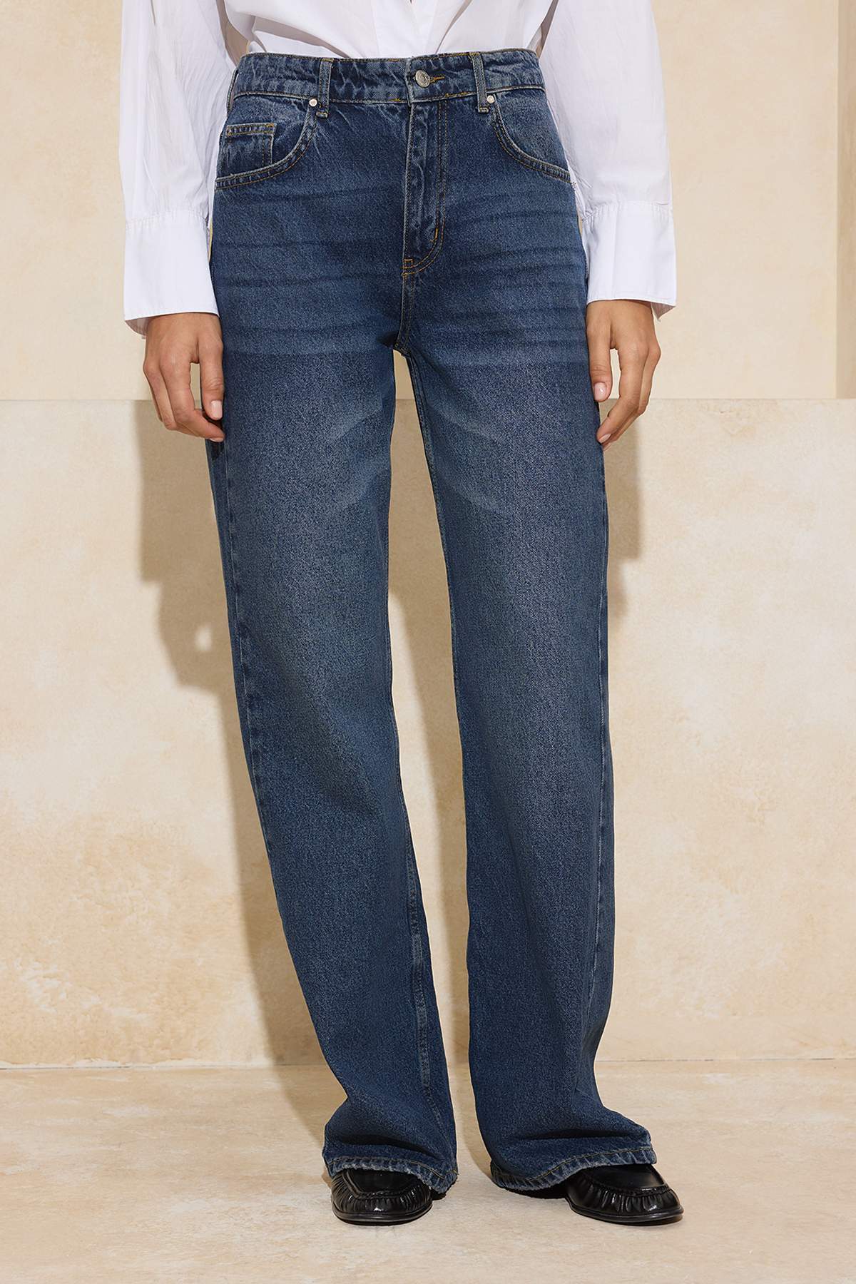 Trendyolmilla  Koyu Mavi Yüksek Bel Geniş Paça Wide Leg Geniş Paça %100 Pamuk Non-Stretch Jeans TWOAW25JE00105 - Görsel 3