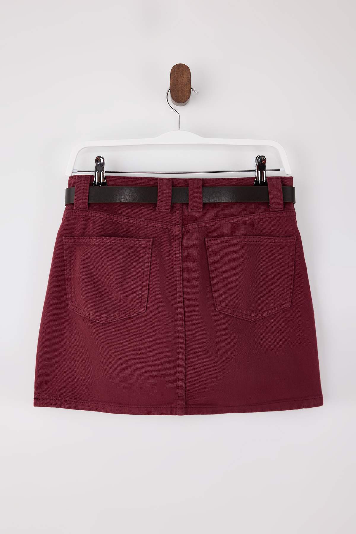 Trendyolmilla  Bordo Kemer Detaylı Mini %100 Pamuk Denim Etek TWOSS26ET00005 - Görsel 6