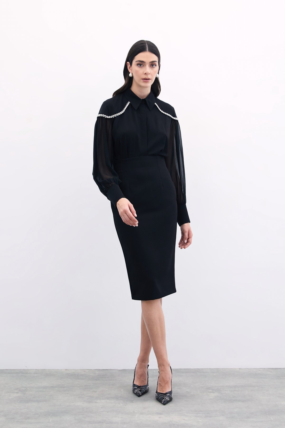 Sateen  Balon Kollu Aksesuarlı Gömlek - Siyah - Görsel 4