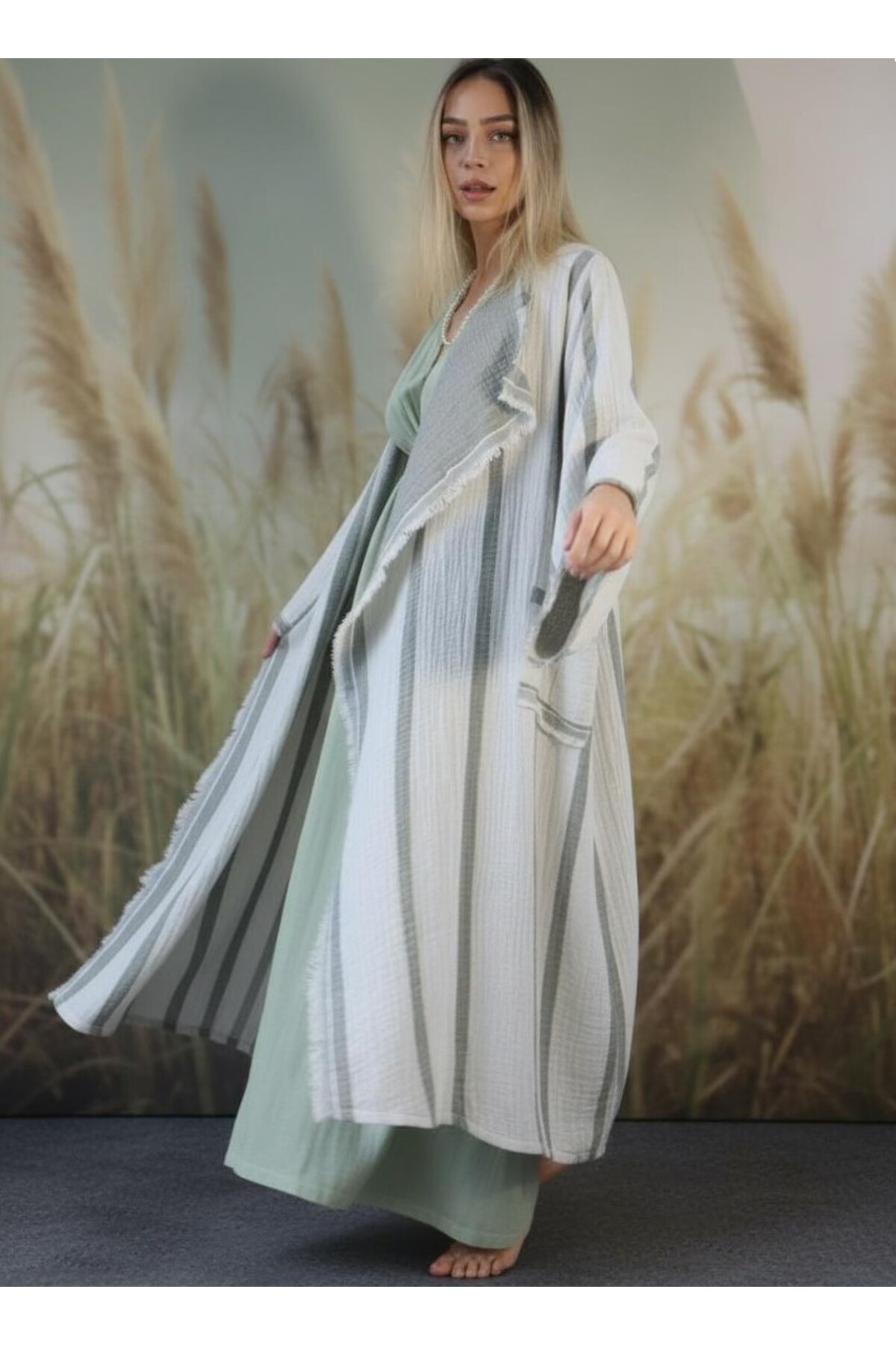 Swan Bohemian Style Muslin Kaftan