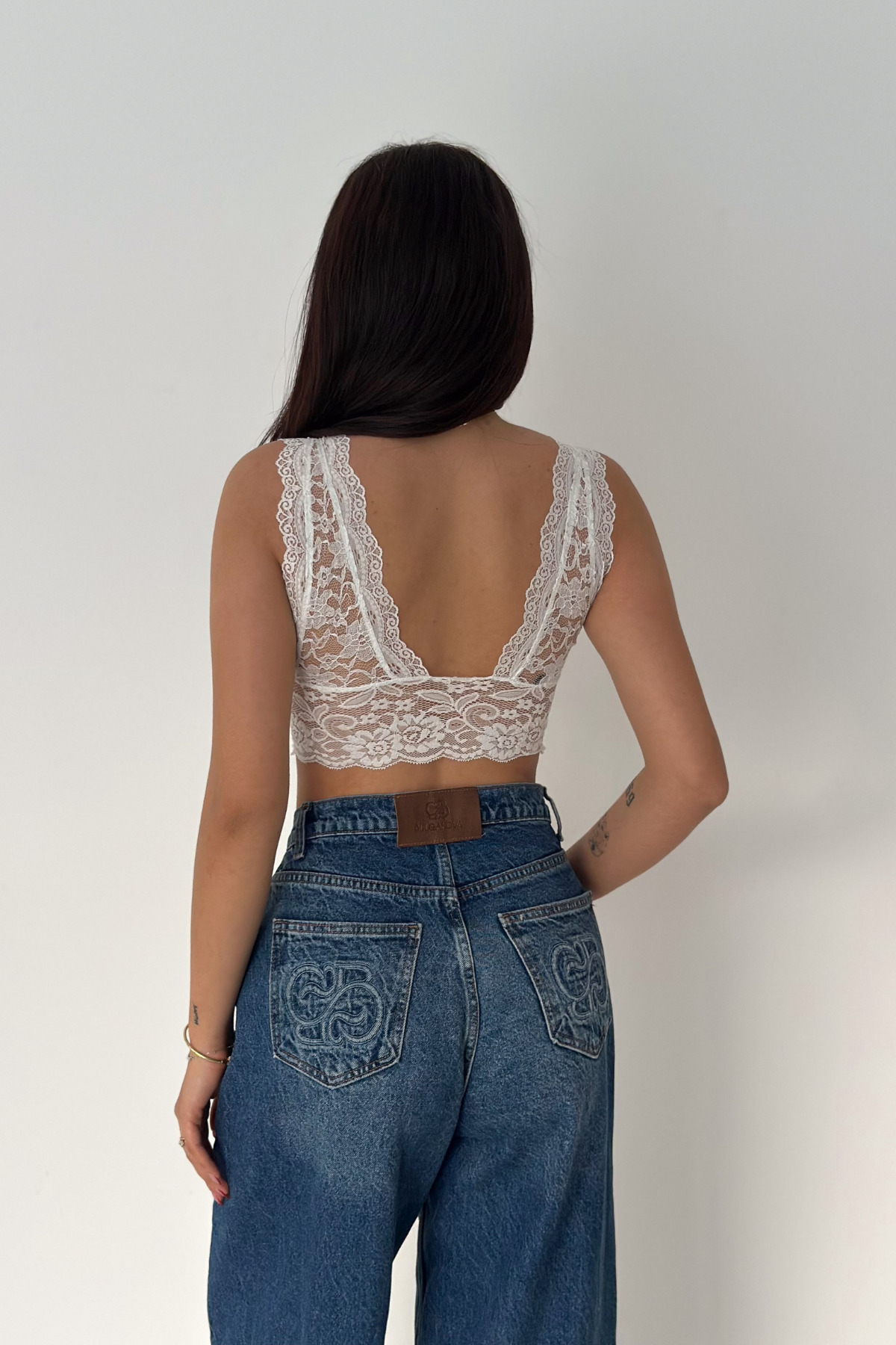 MİROR  Kadın Beyaz V Yaka Kalın Askılı Dantel Büstiyer Astarlı Bralet Crop - Görsel 7