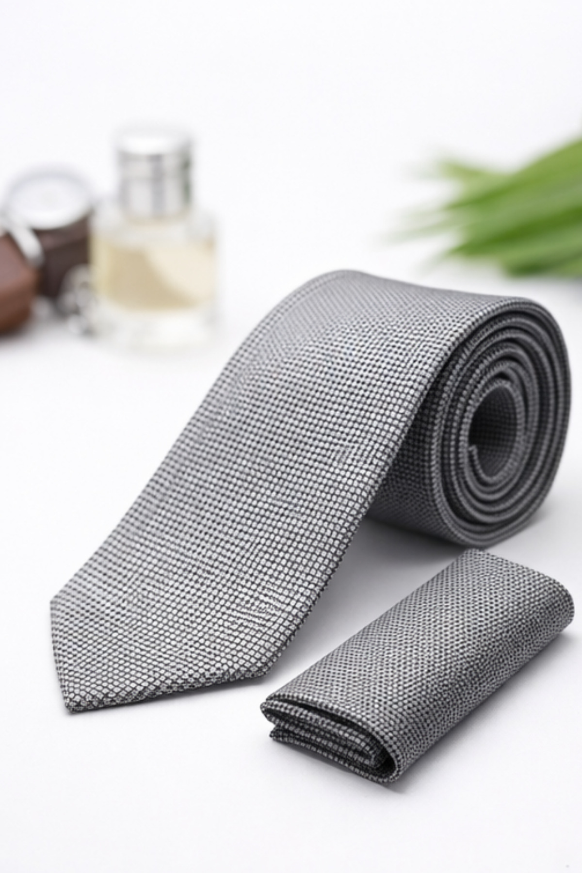 Gambocci  Erkek Gri Armürlü Mendilli Kravat
