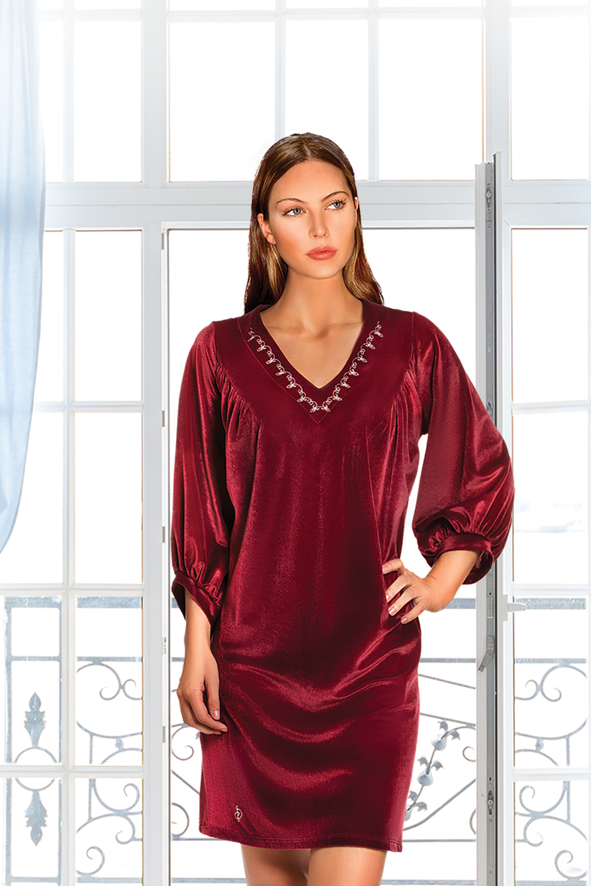 DoReMi Uzun Kollu Kadife Gecelik