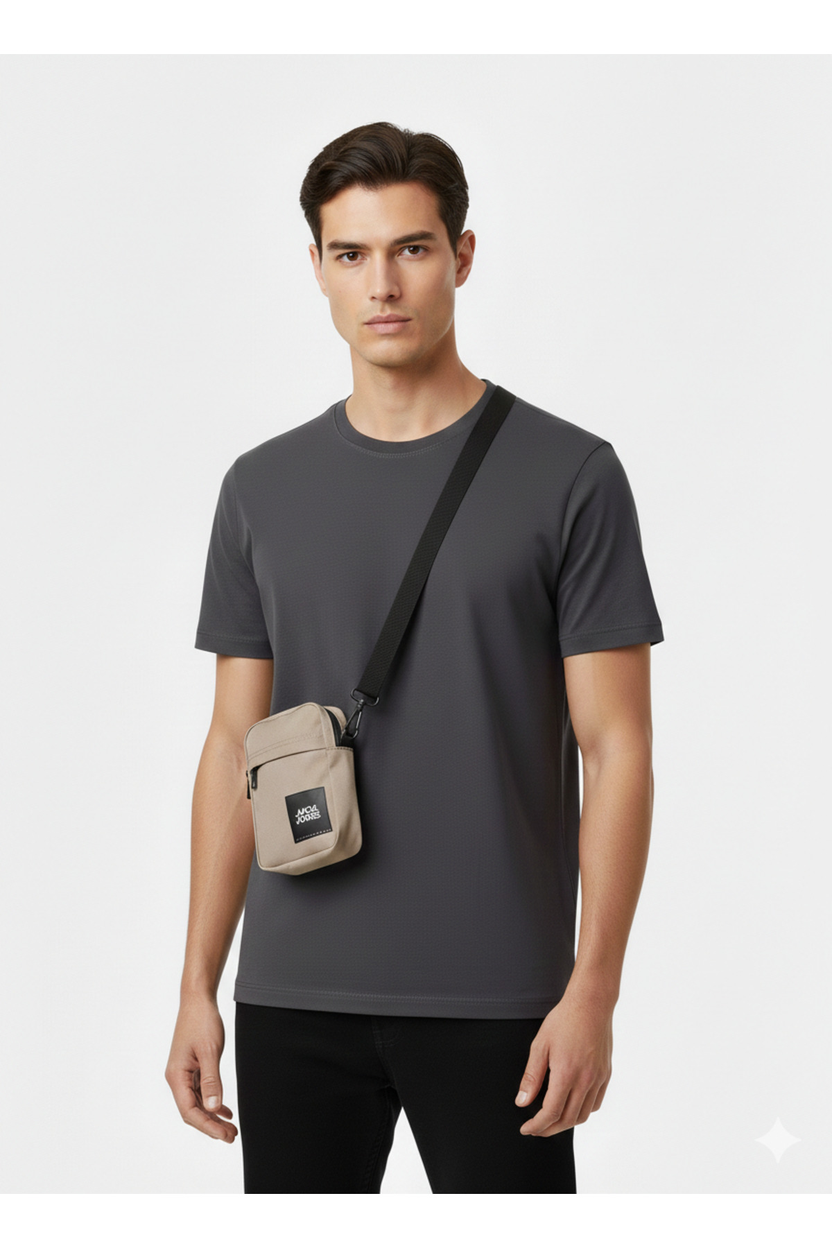 جک اند جونز کیف مردانه کوچک جک جونز مدل جیمی کد ۱۲۱۵۸۴۴۳