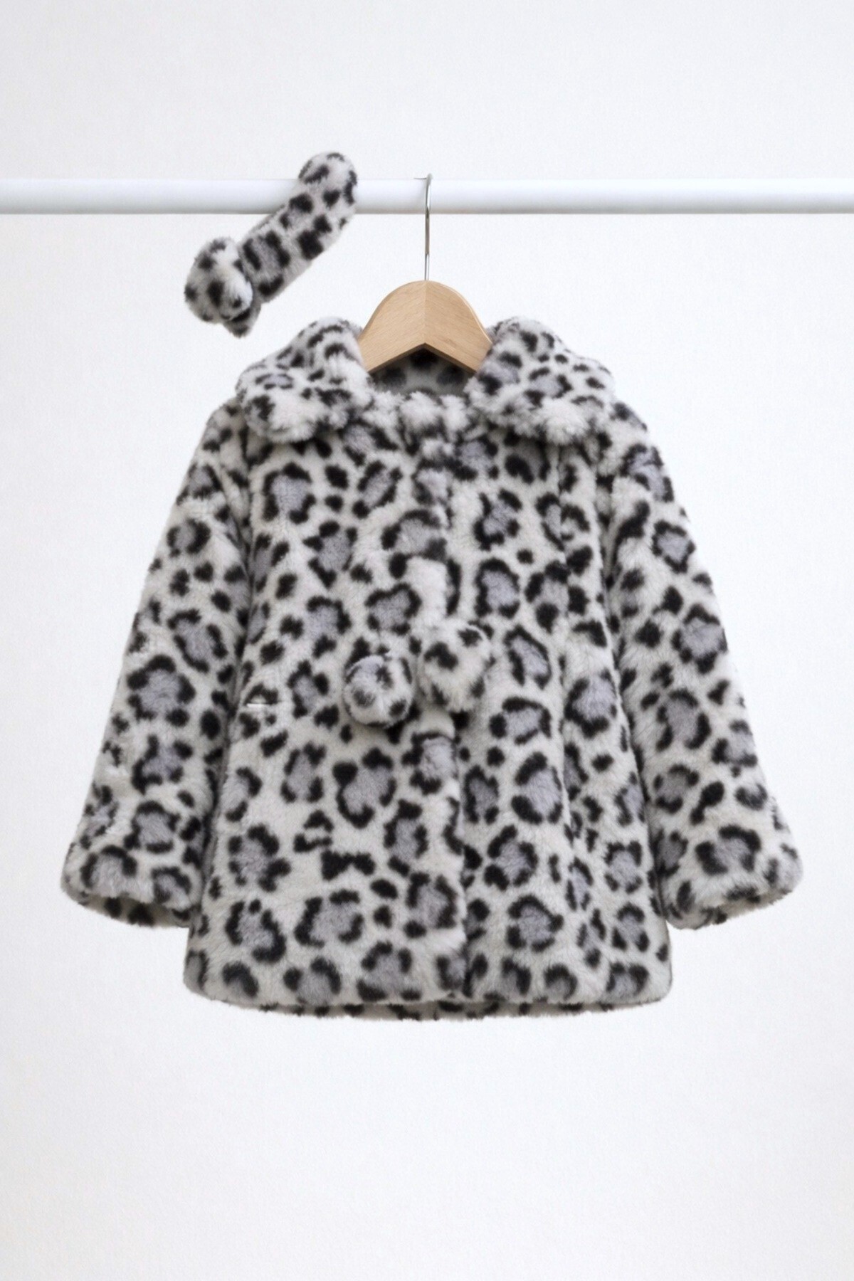 DeKuBaby Leopar Desenli - Bandanalı Peluş Kız Bebek-Çocuk Mont fotoğrafı 3 (önizleme)