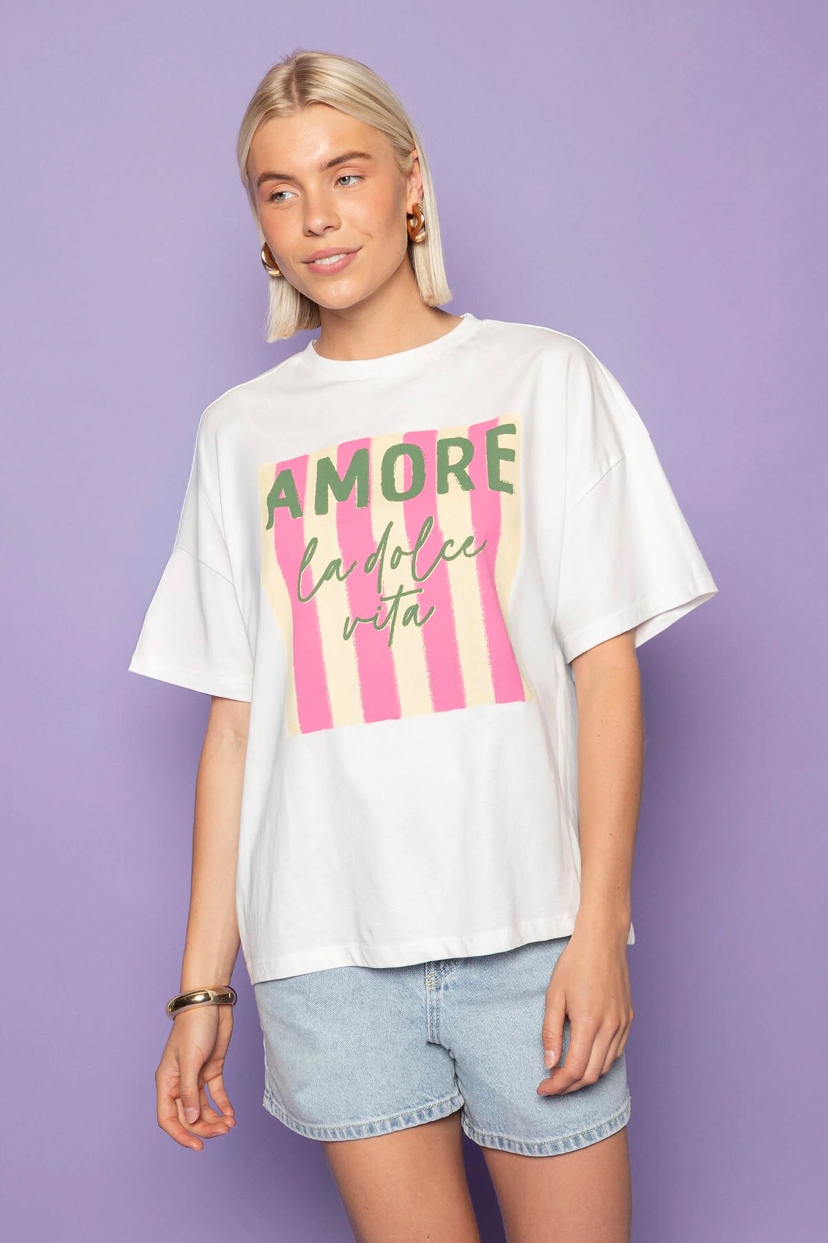 The Champ Clothing Damen-Oversize-T-Shirt La Dolce Vita bedruckt in Weiß – Ru...