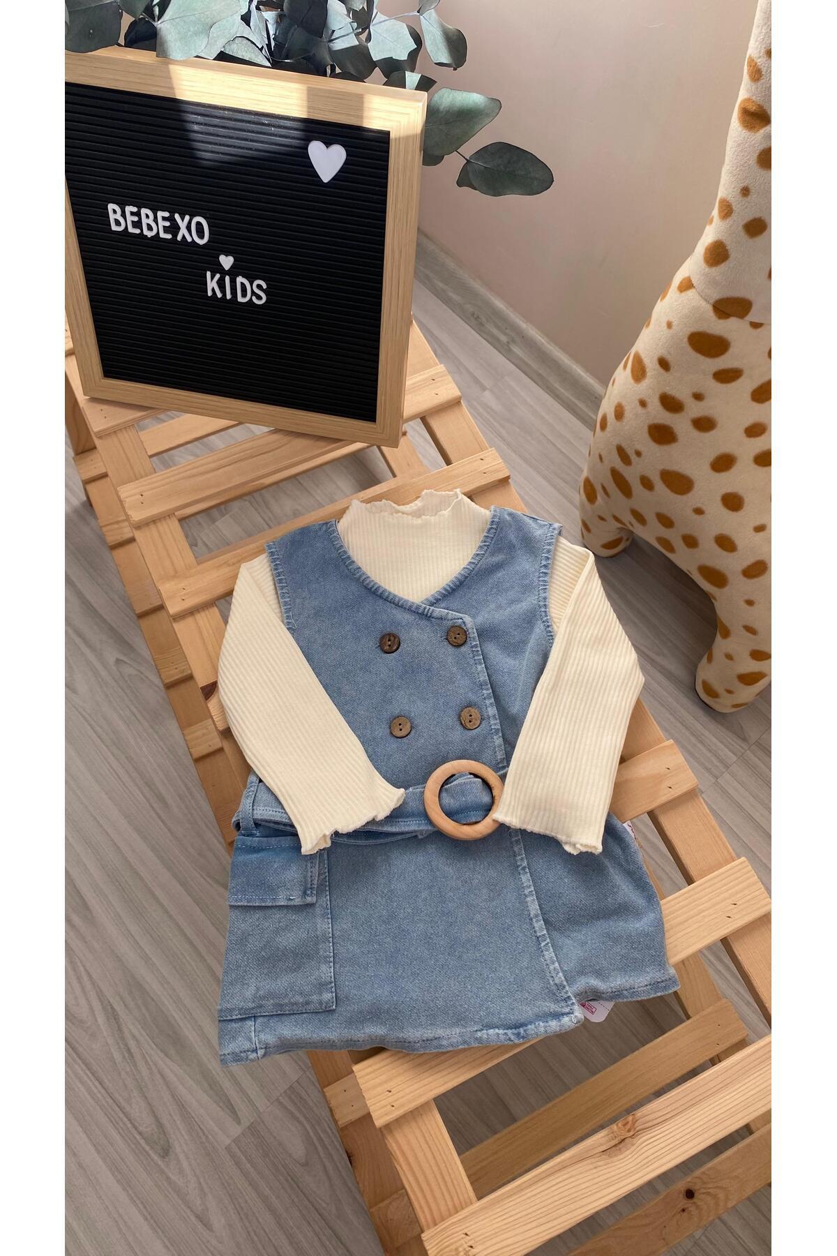 BEBEXO KIDS Kız Bebek Kruvaze Ahşap Düğme Detaylı Kemerli Kot Jile Elbise+Uzun Kollu Body 2'li Takım fotoğrafı 4 (önizleme)