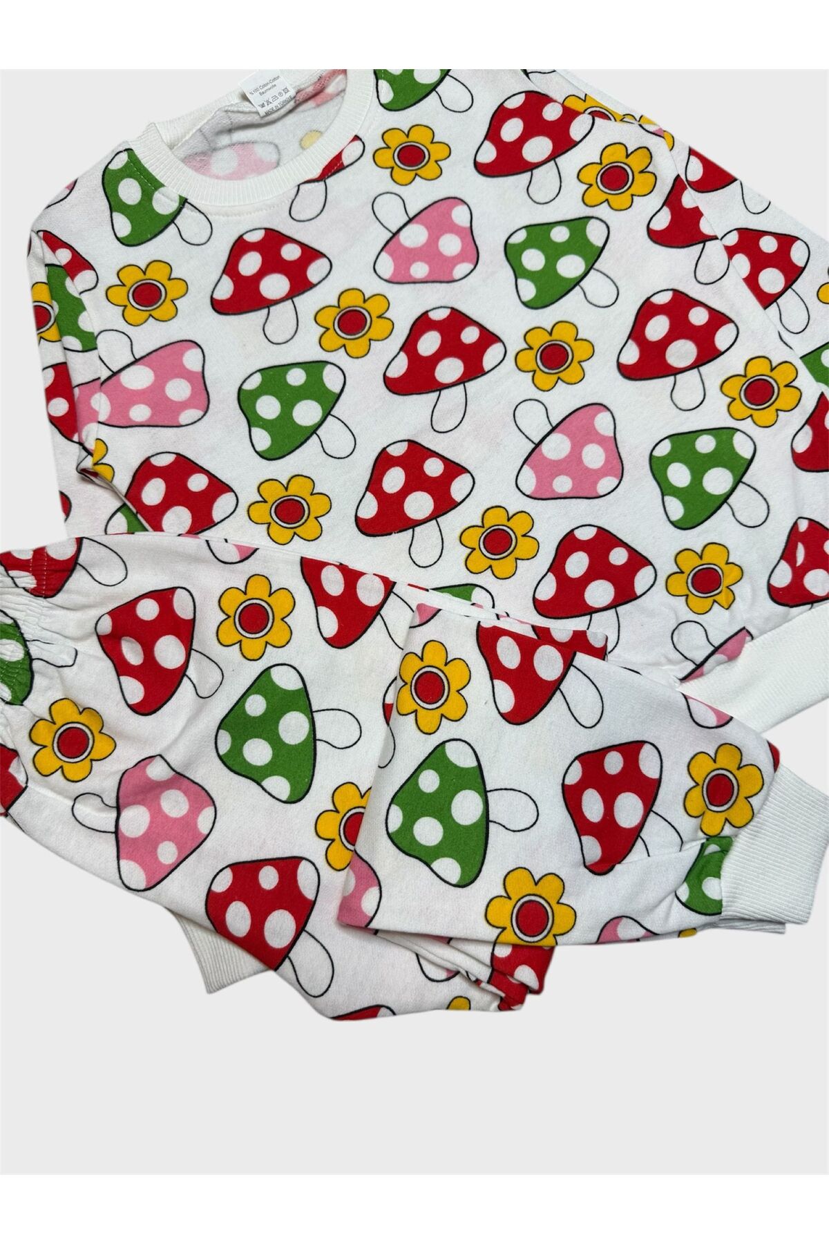 tusem butik homewear Kız Çocuk Pamuklu Şardonlu Beyaz Mantar Desenli Uzun Kollu Kışlık Pijama Takımı fotoğrafı 4 (önizleme)