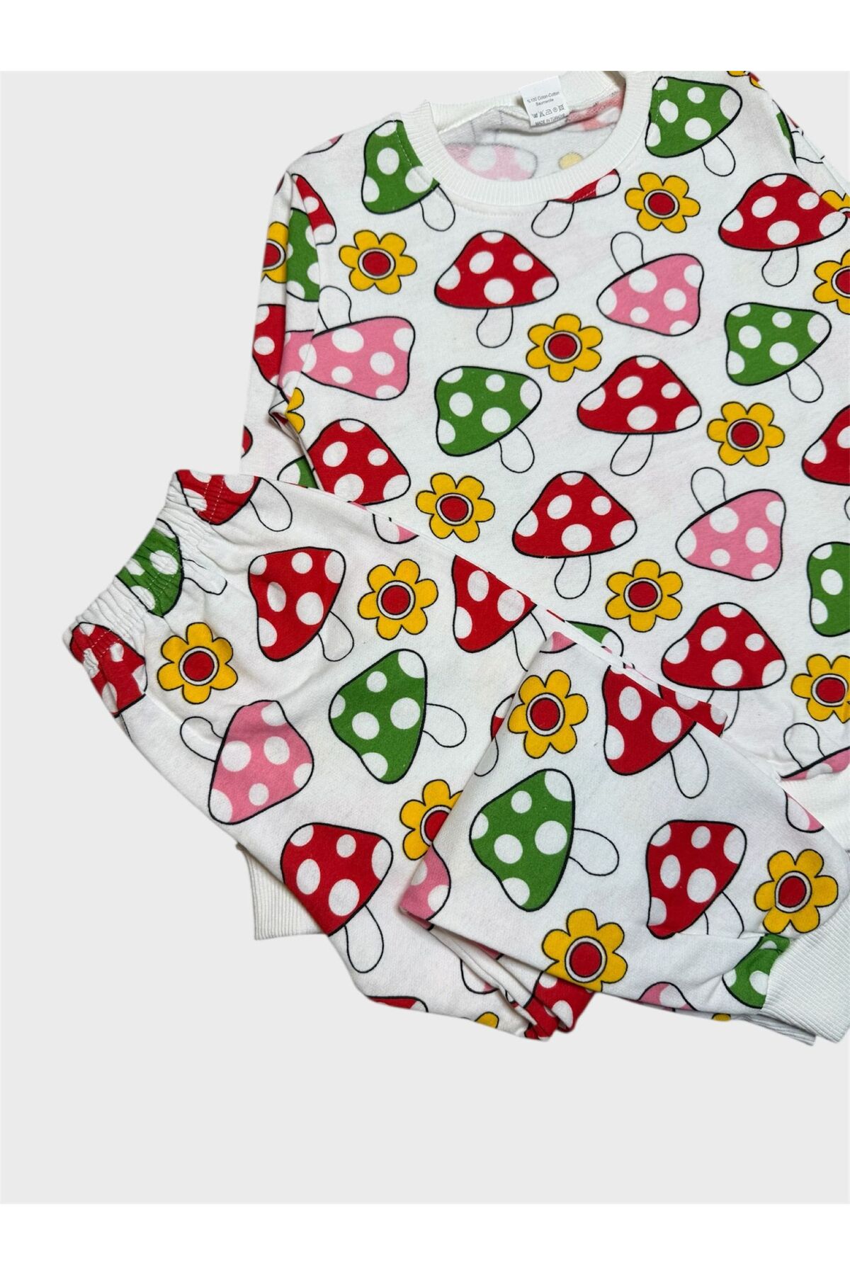 tusem butik homewear Kız Çocuk Pamuklu Şardonlu Beyaz Mantar Desenli Uzun Kollu Kışlık Pijama Takımı fotoğrafı 5 (önizleme)