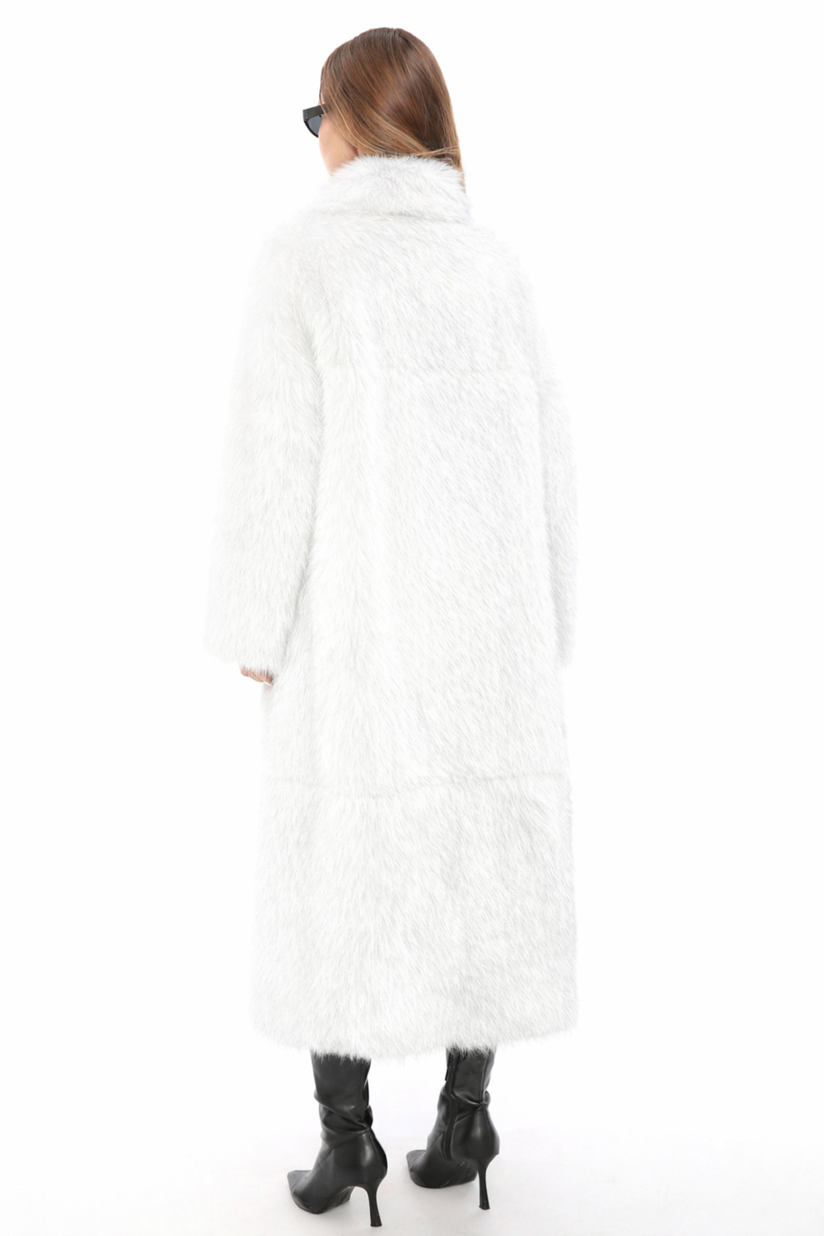 izellas  Sable Élegance Beyaz Uzun Oversize Suni Kürk - Görsel 2