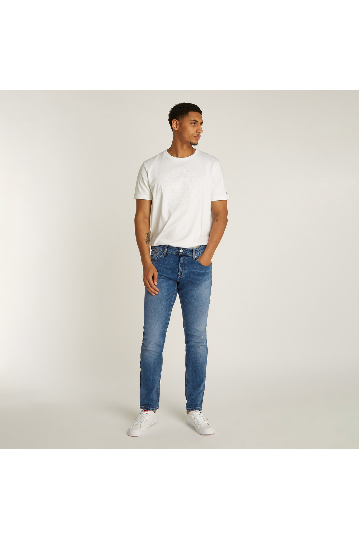 تامی هیلفیگر شلوار جین سرمه‌ای مردانه تامی جینز، مدل Scanton Slim Ai1232