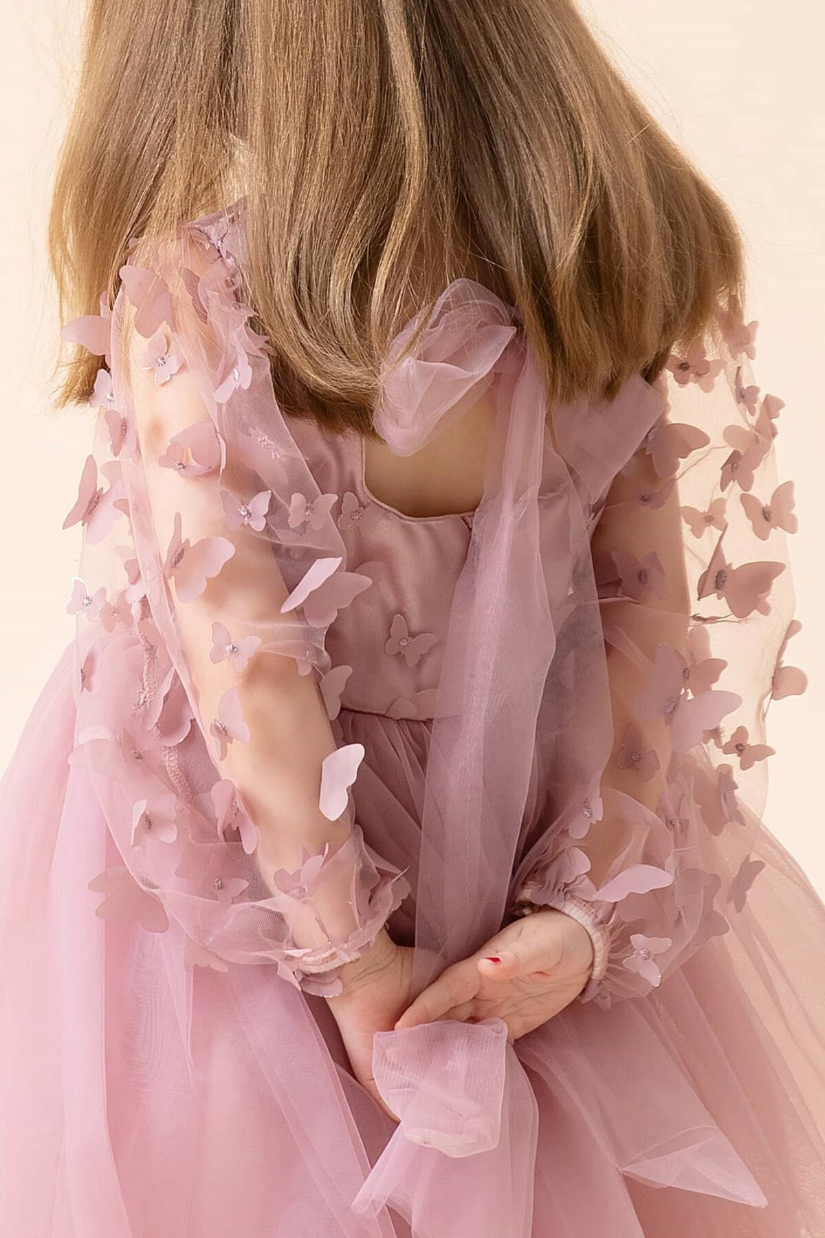 Banamio Lorelai 3D Kelebek Detaylı Tüllü Tütülü Elbise fotoğrafı 3 (önizleme)
