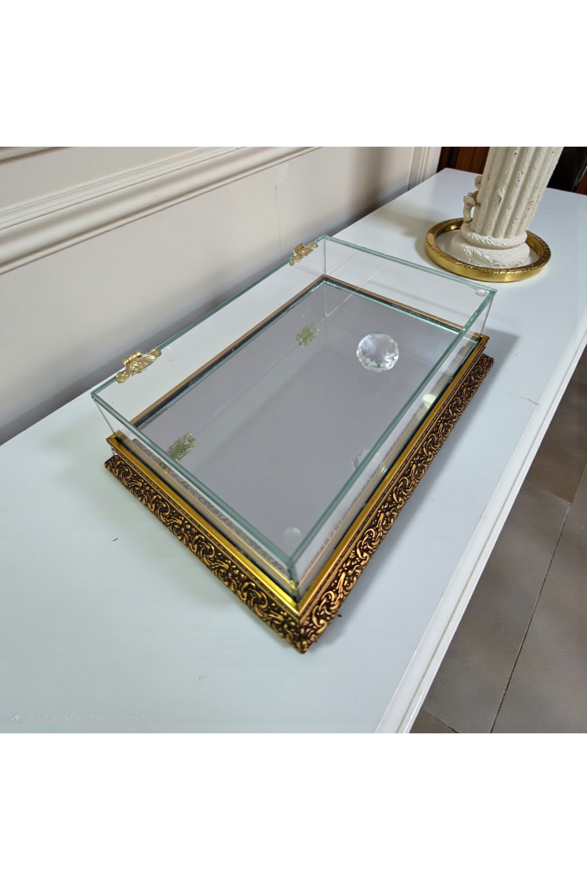 Lüks Gold Detaylı Cam Sunum ve Çikolata Kutusu Söz Nişan Bohça Makyaj Kutusu 30x20x6(çikolatasızdır)