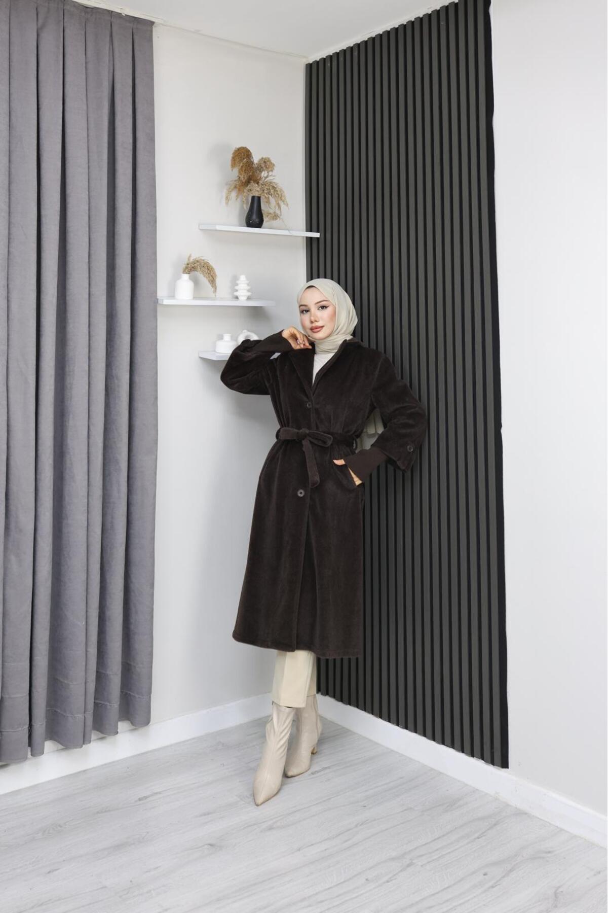 GÖZDE GİYİM  FOX KUMAŞ 115 CM. BOY ERKEK YAKA KOL AĞZI TRİKOLU KABAN - Görsel 4