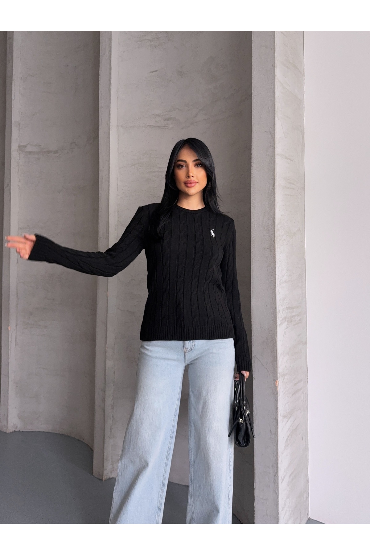 erki triko  Bisiklet Yaka Nakış Detaylı Saç Örgü Triko Kazak - Görsel 4