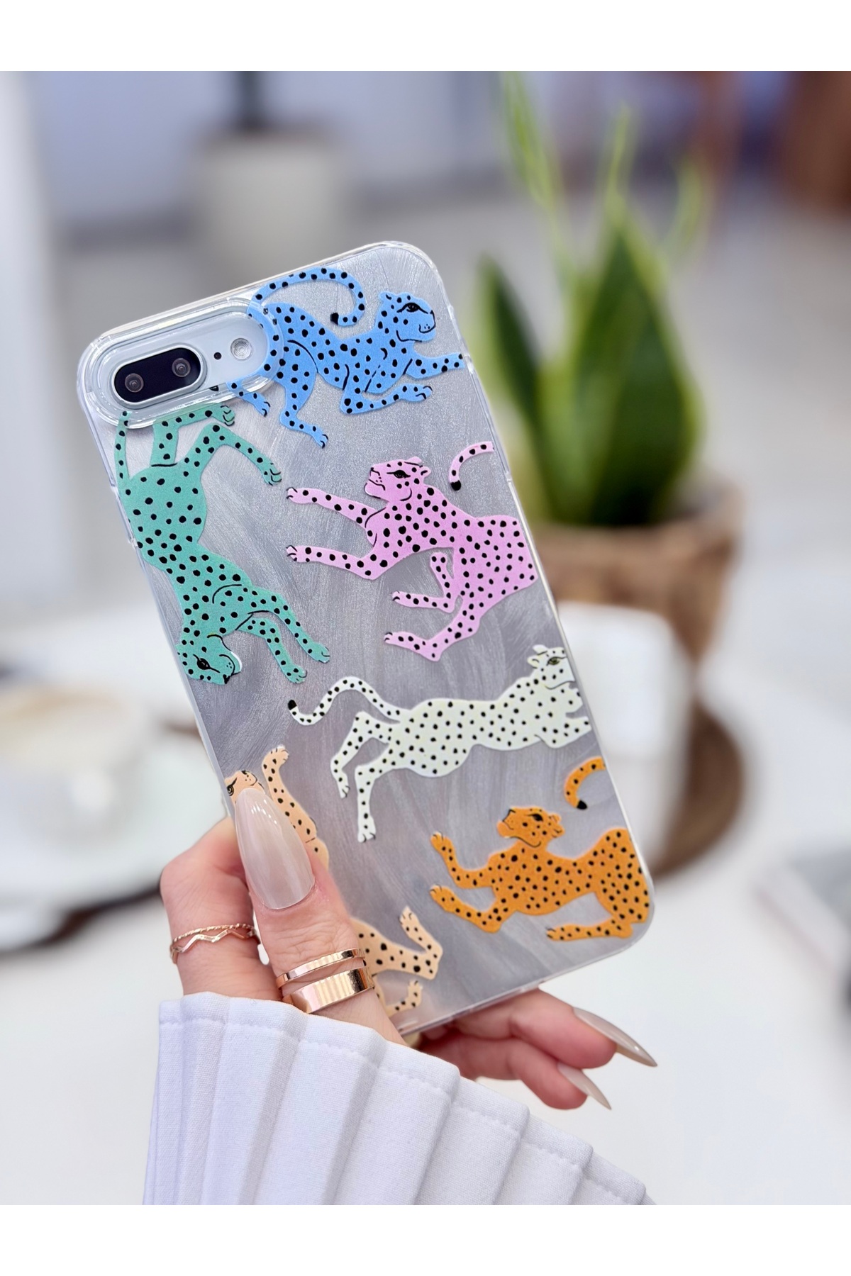 Iphone 7 Plus And 8 Plus Compatible Shine Colorful LEOPARD Color Transition Patterned Silicone Case