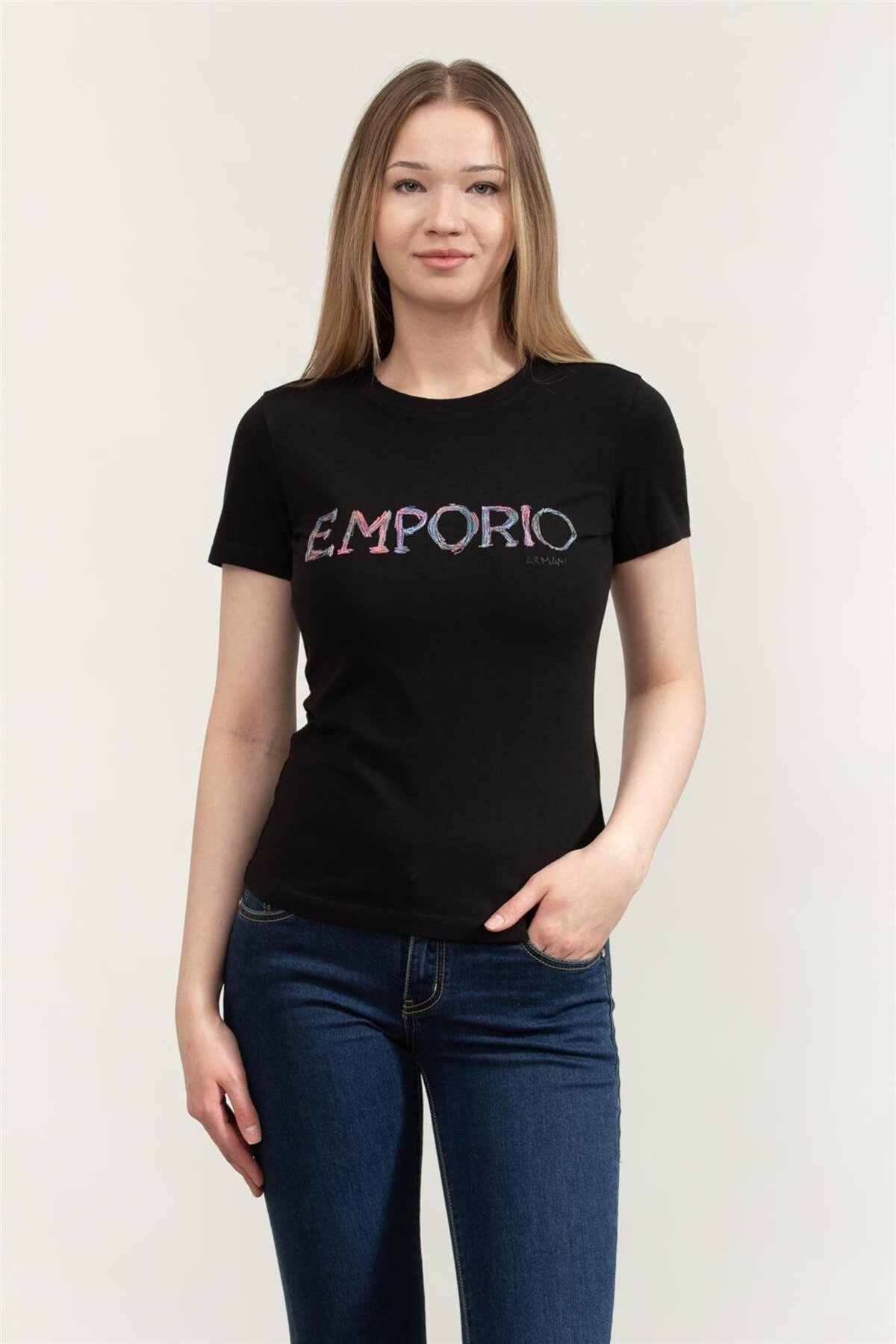 تیشرتزنانهEmporio Armaniمشکی