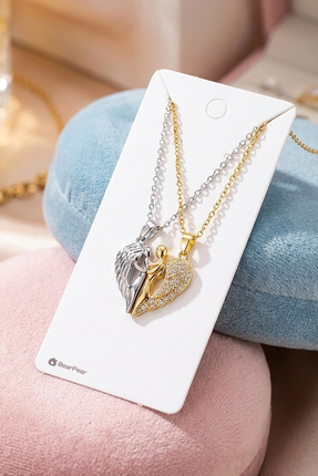 Bear&Pear Hugging Couple 2'li Mıknatıslı Sarılan Çift Kolyesi Sevgili Kolyesi