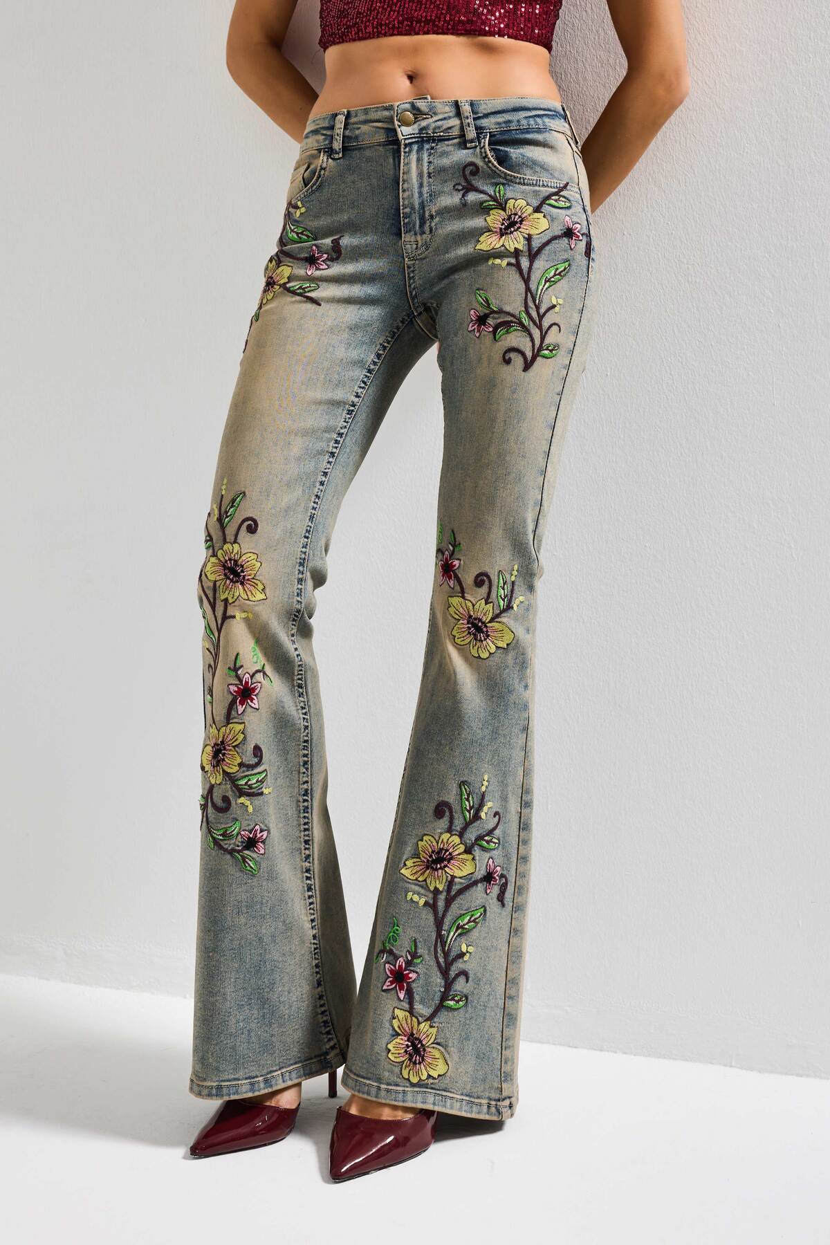 it's basic  Kadın T.Kot Rengi 4s6-91 Midrise Flare Fit Özel Nakış Desenli Elastan Kumaş Denim Jean - Görsel 2