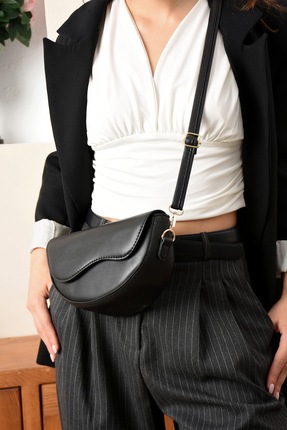 diğer 111 Kadın Şık Siyah El Ve Omuz Çantası