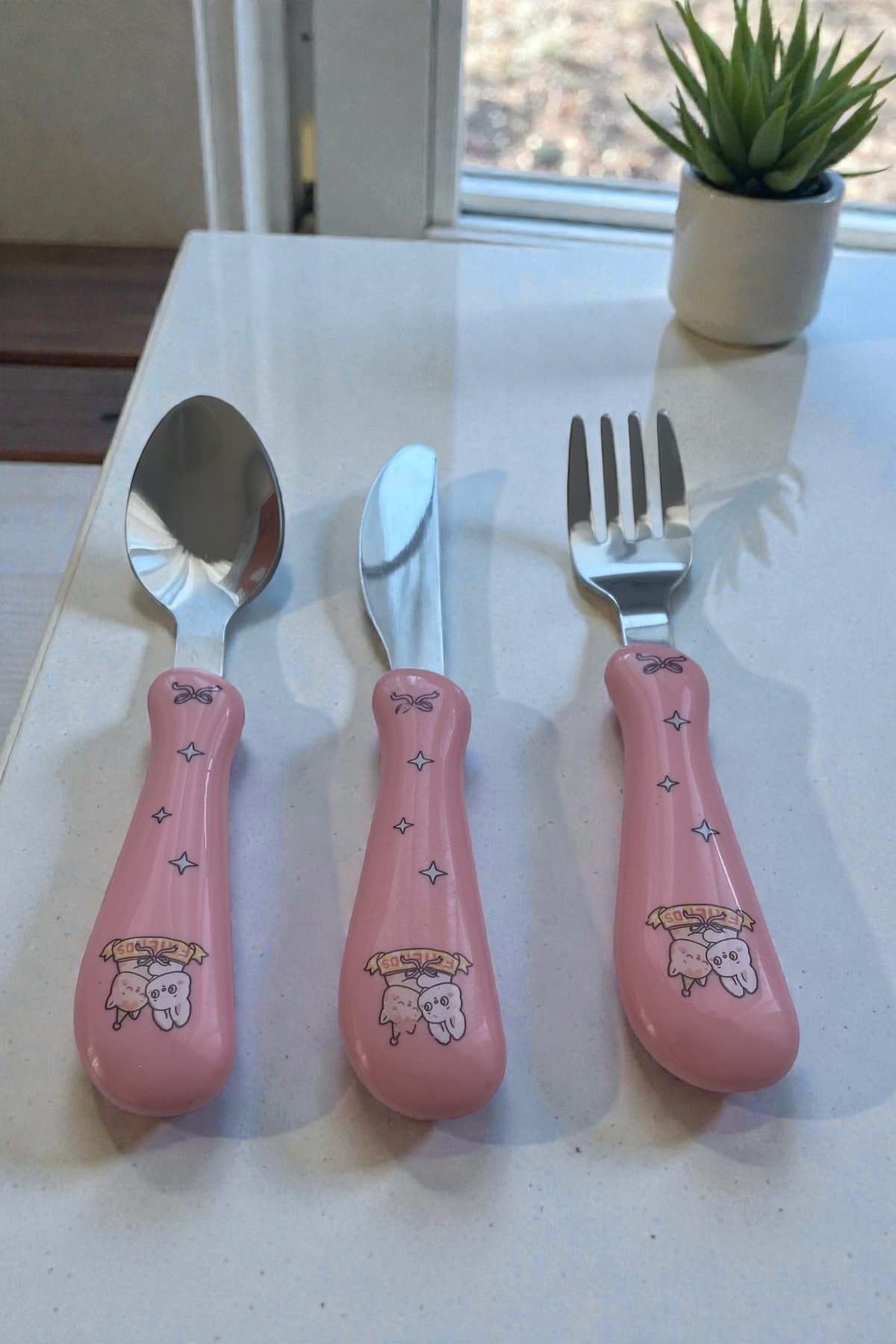 Dore Voir 3 Parça Çocuk Çatal Kaşık Bıçak Seti Paslanmaz Çelik-Pembe Renk fotoğrafı 3 (önizleme)