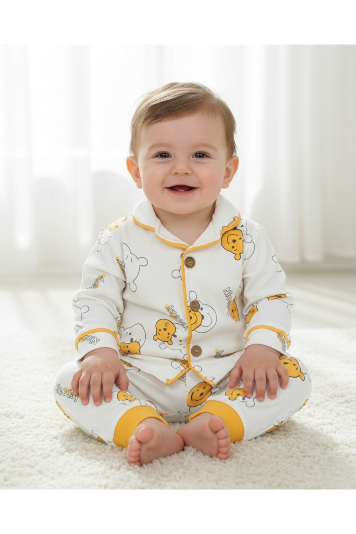 voyyo kids baby Erkek Bebek 6-9-12-18-24 Ay Pooh Baskılı, Kruvaze Yakalı Mevsimlik Düğmeli Gecelik Pijjama Takımı fotoğrafı 2 (önizleme)