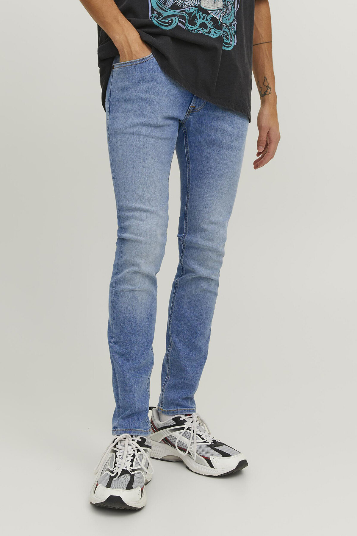 شلوار جین مردانه جک اند جونز لیام کد ۱۲۲۳۷۳۵۹ جک اند جونز شلوار جین Jack & Jones