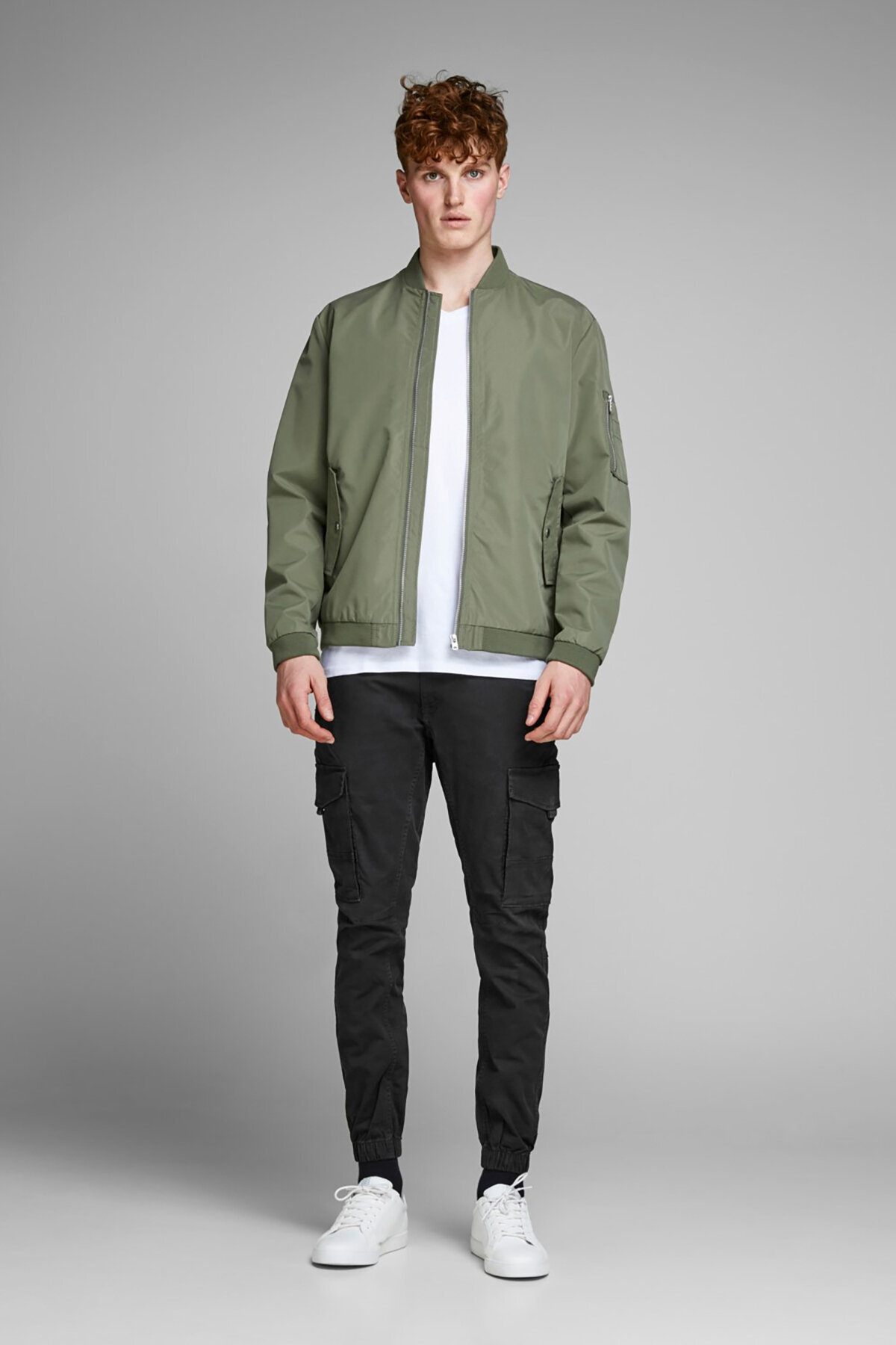 شلوار مردانه جک اند جونز مدل Paul Flake کد 12139912 مشکی جک اند جونز شلوار اسپرت Jack & Jones