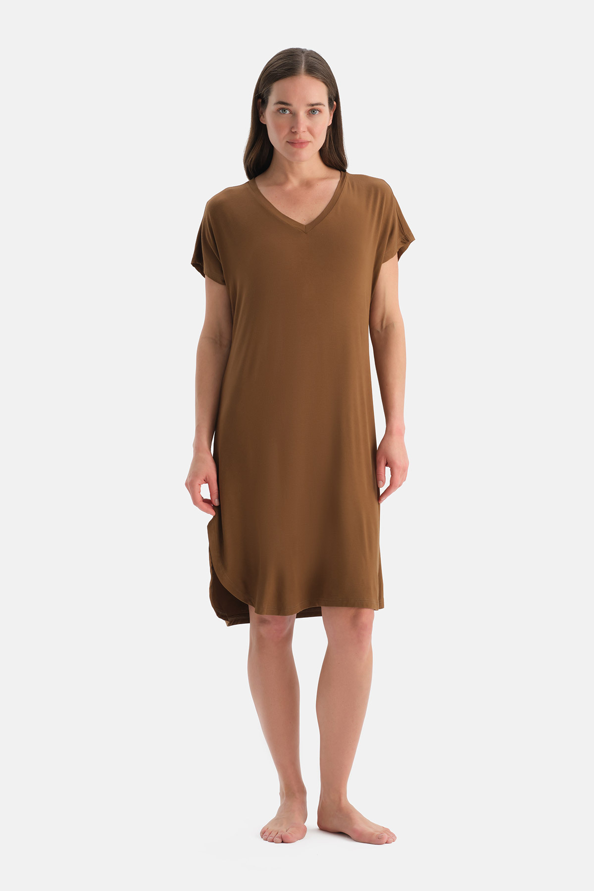 Dagi V YAKA KISA KOLLU GECELİK