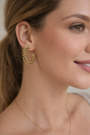 Takium Xupıng Burgulu Gold Halka Kadın Küpe