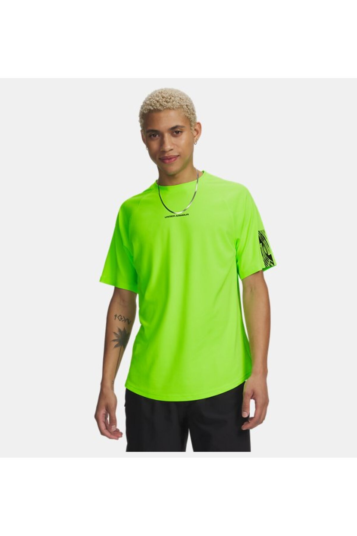 آندر آرمور تی‌شرت آستین کوتاه مردانه UA Challenger Elite مدل ۶۰۰۹۸۹۳-۳۸۹