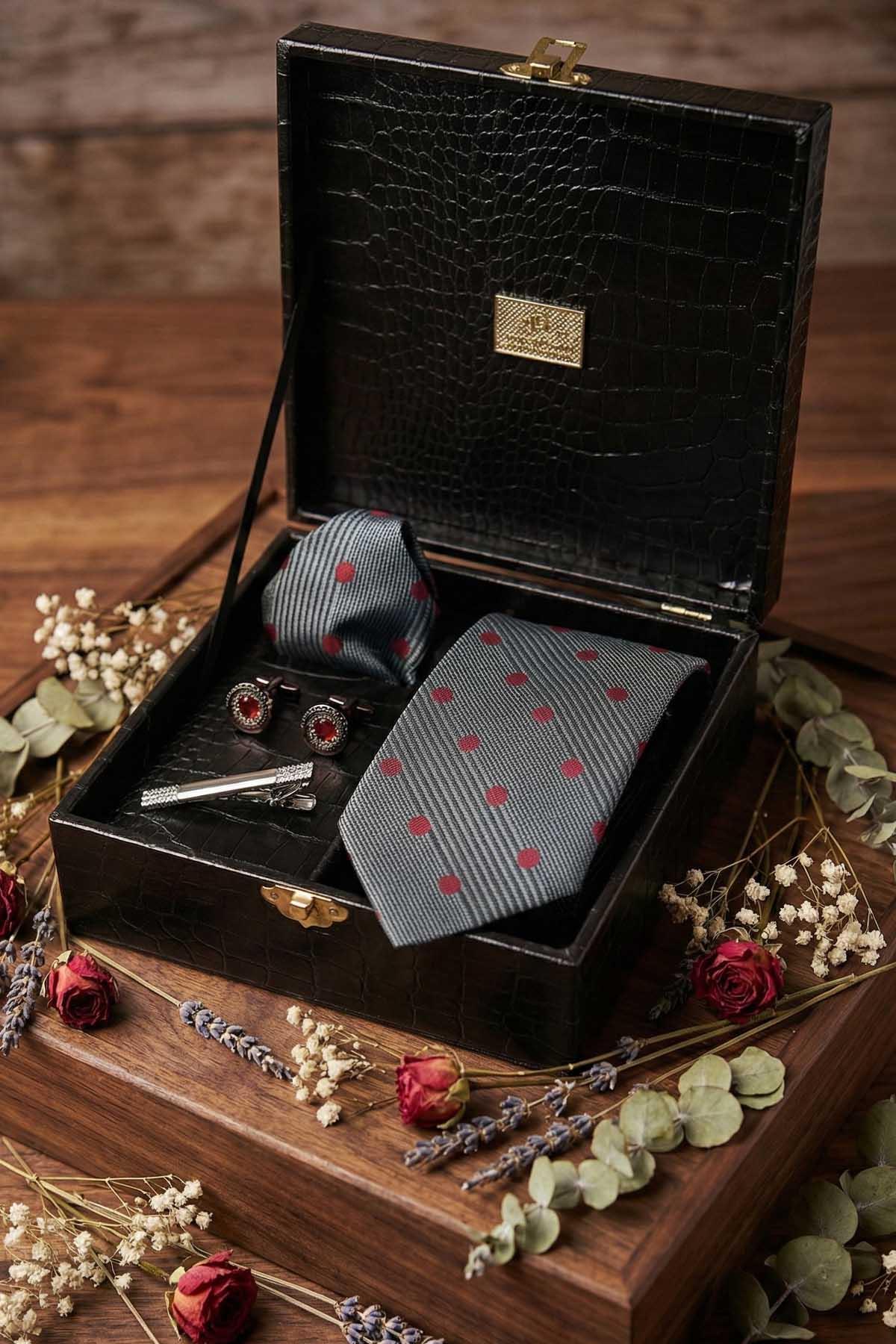  جعبه هدیه مردانه مشکی - کراوات، دکمه سرآستین، سنجاق کراوات KMK154