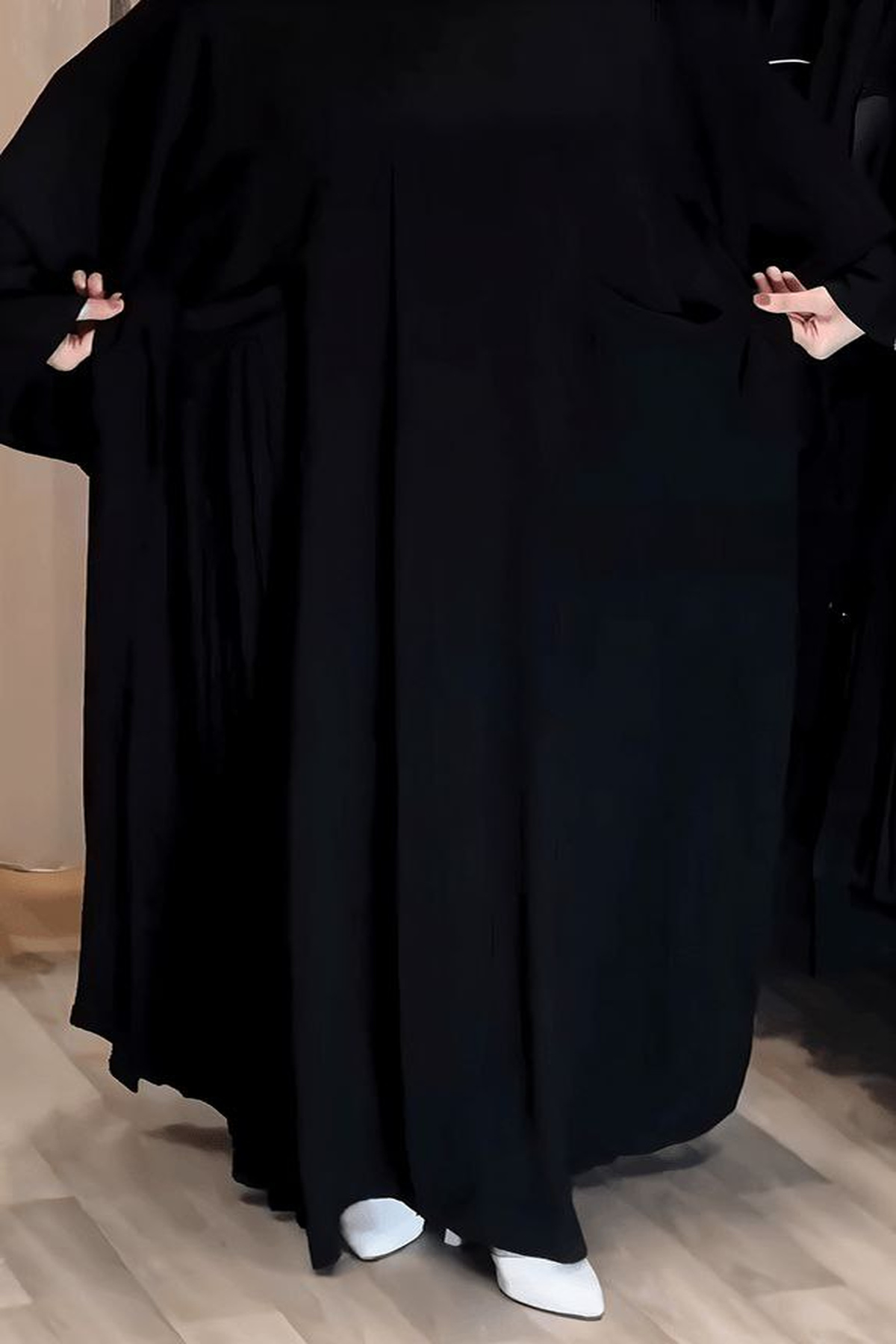 عباية حور سوداء كريب بقفلة طقطق مخفي مع طرحة مرفقة