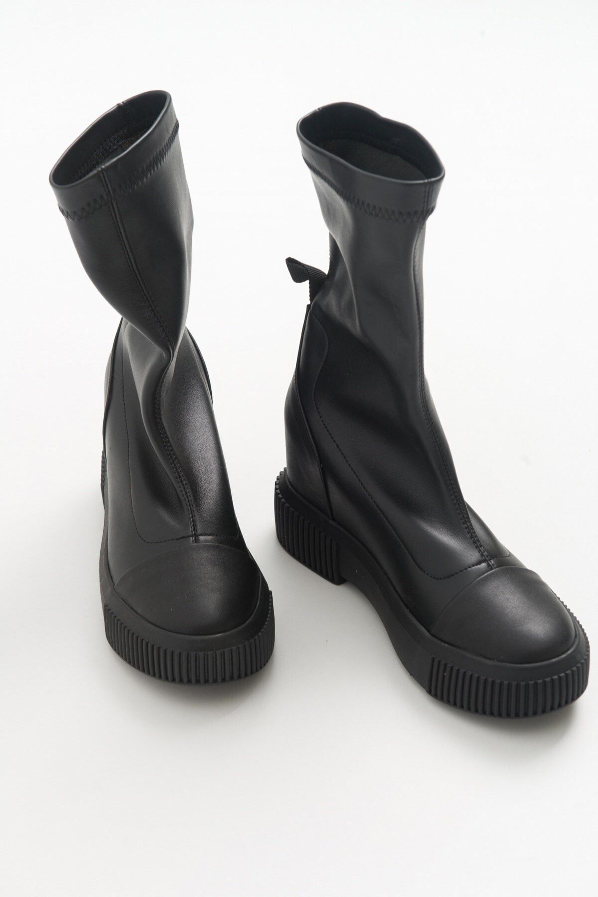 چکمه و بوتی سیاه زنانه 3042 بوت پوتین SKON اورجینال luvishoes