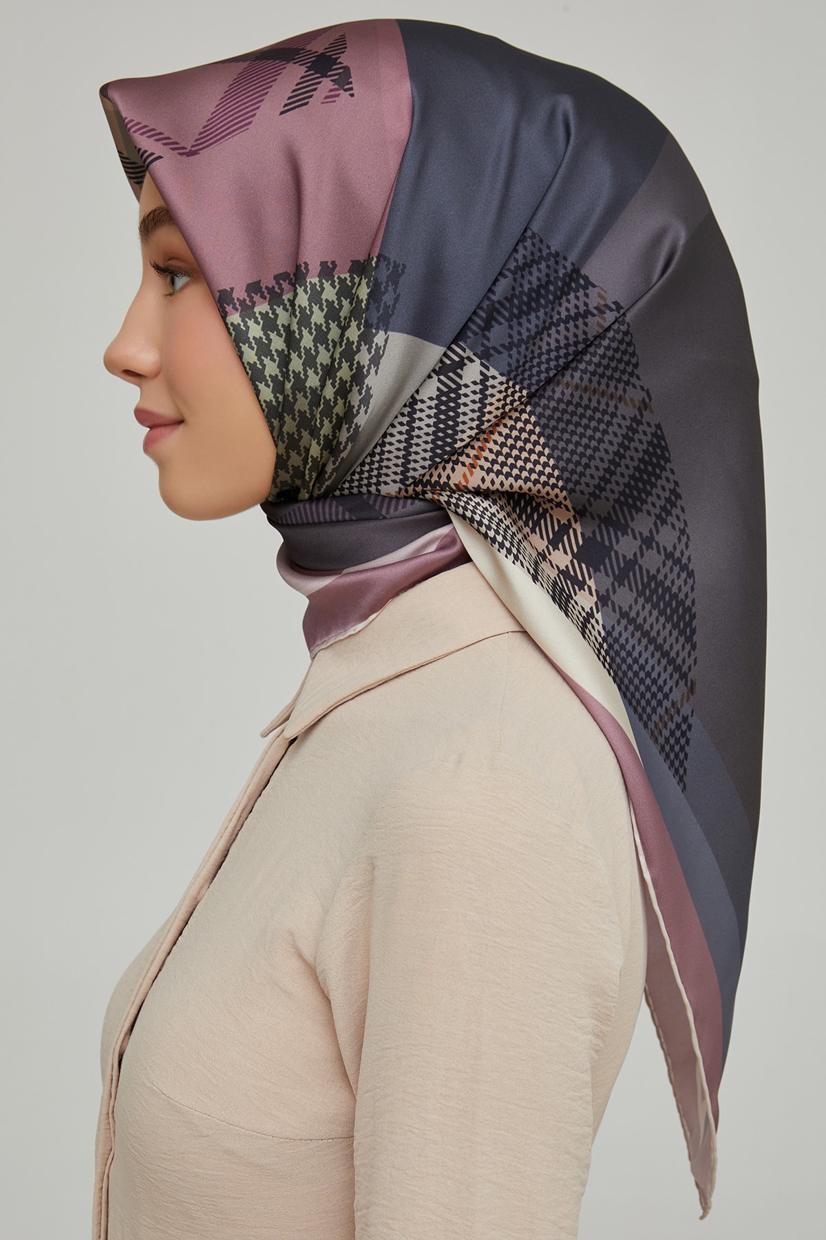 روسری زنانه آرمینه | E21KA8620D04 Armine - Image 2